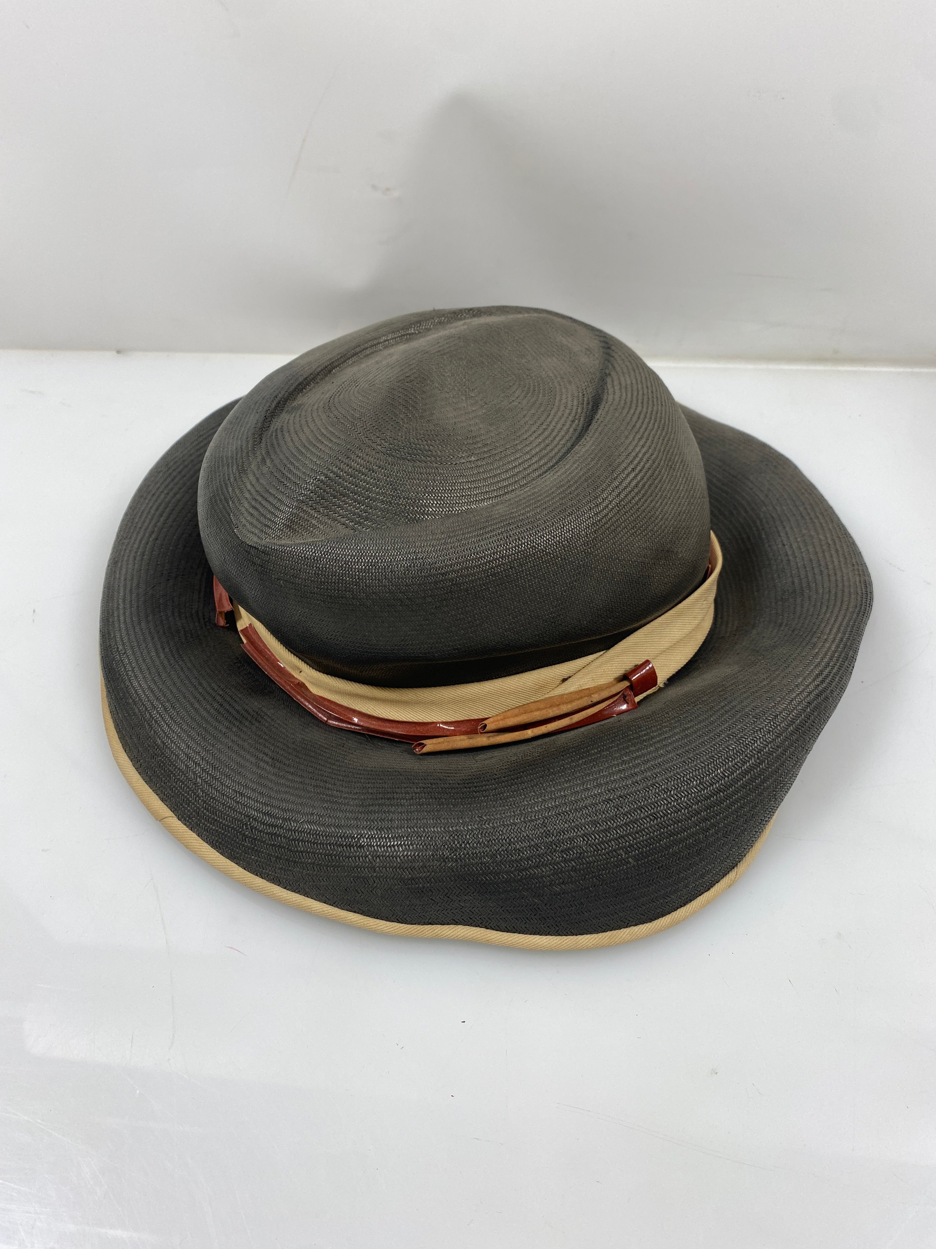 Vintage 1920's Style Bryn Mawr Reproduction Rose Valois Paris Hat