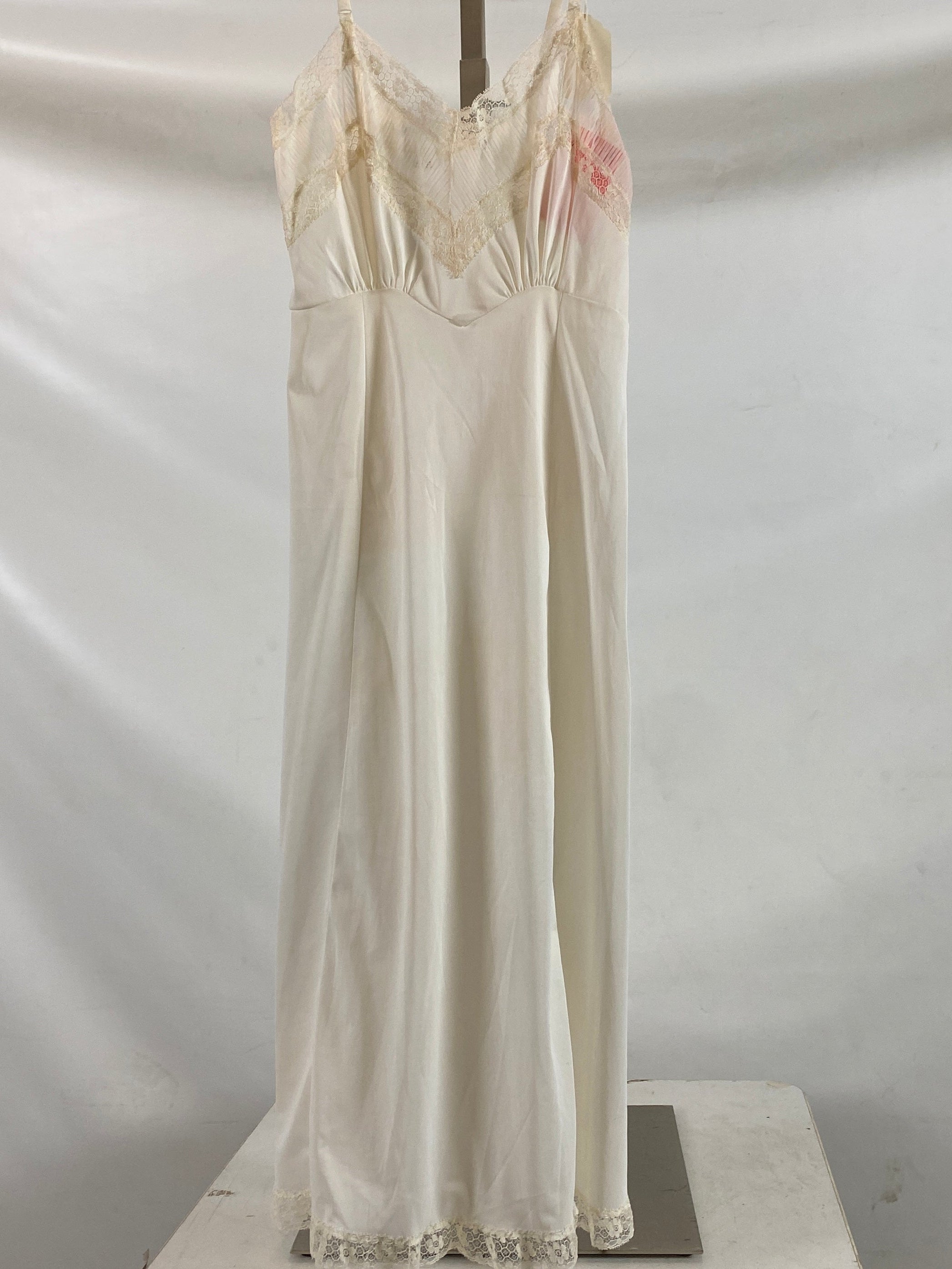 Vintage 1920s White Dacron Knit White Slip Size 32