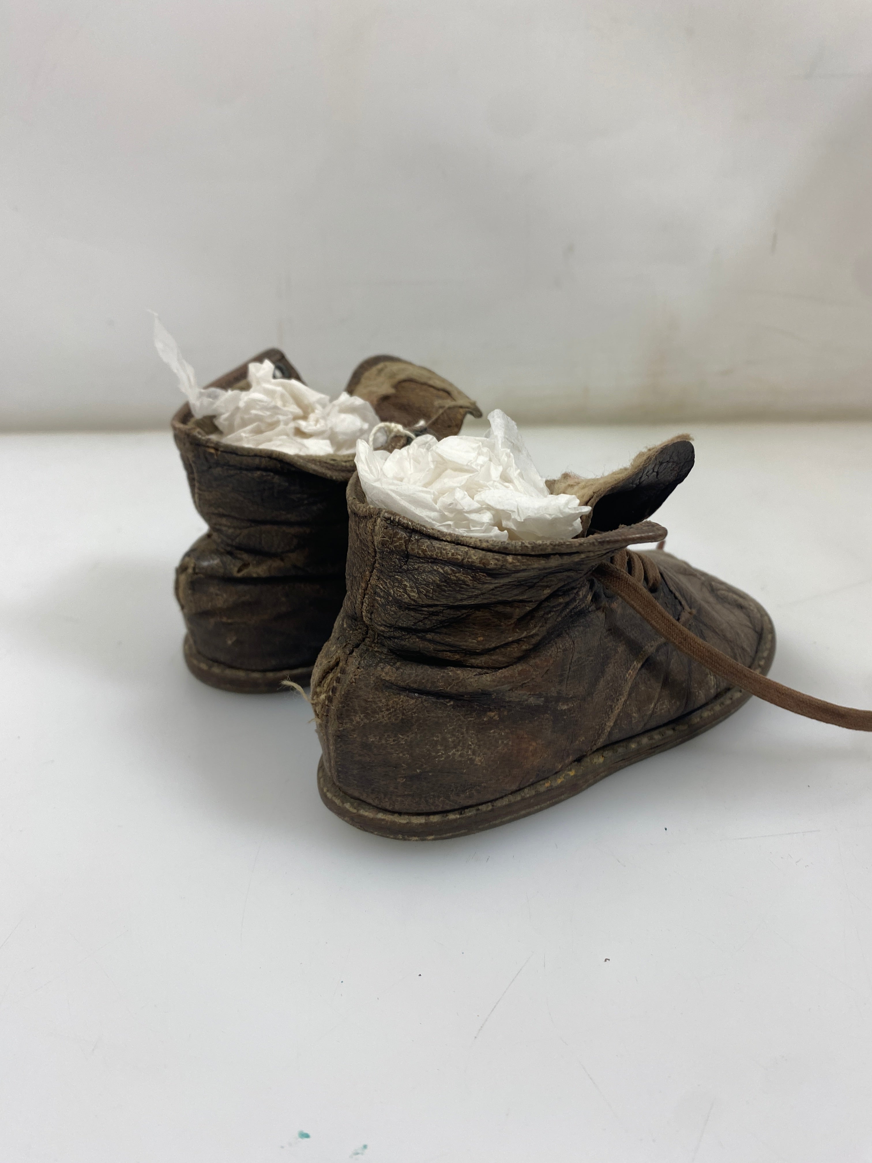 Vintage 1925 Brown Leather Lace-Up Children's Boots