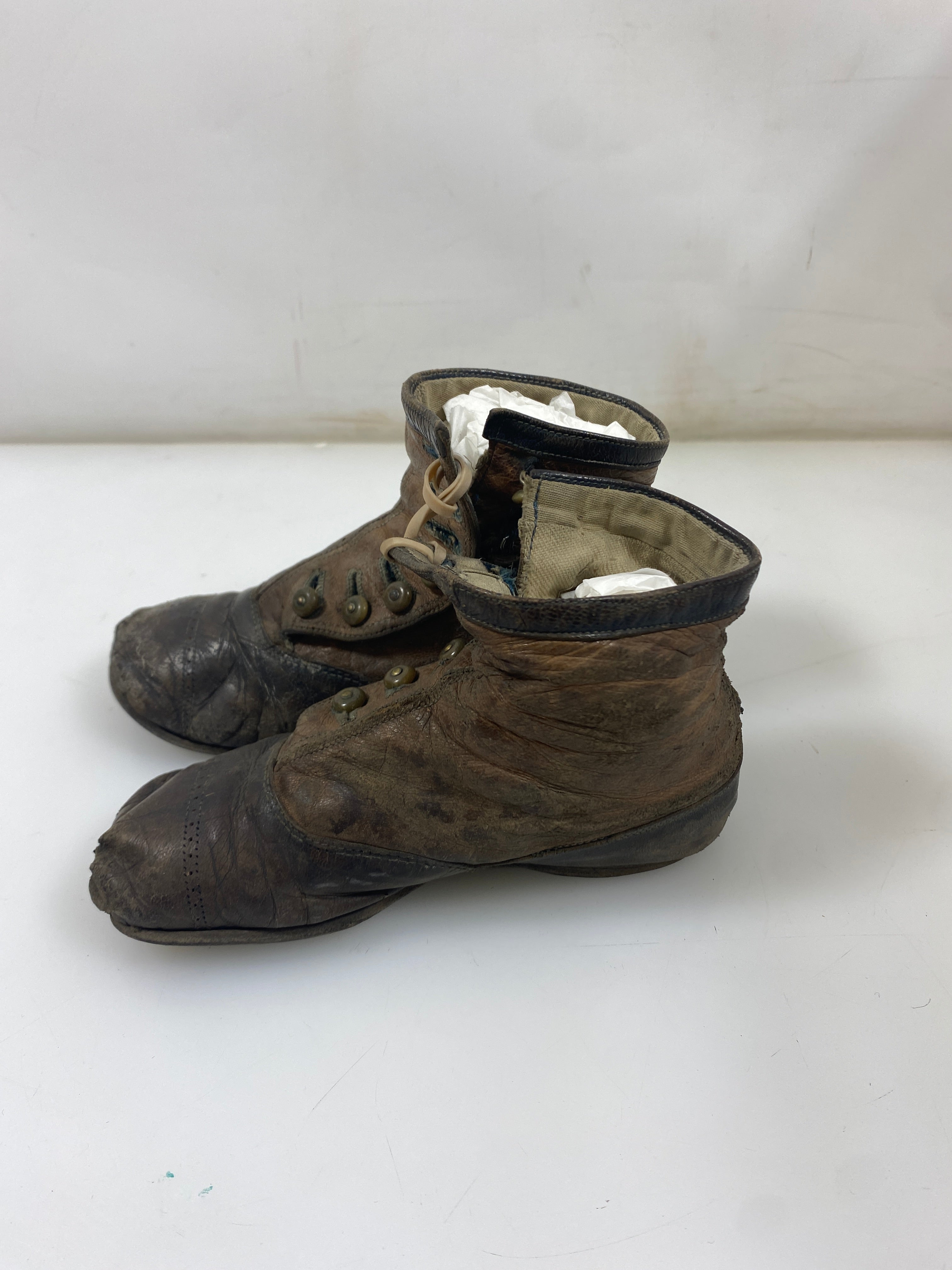 Vintage 1925 Children's Brown Leather High-Top Shoes