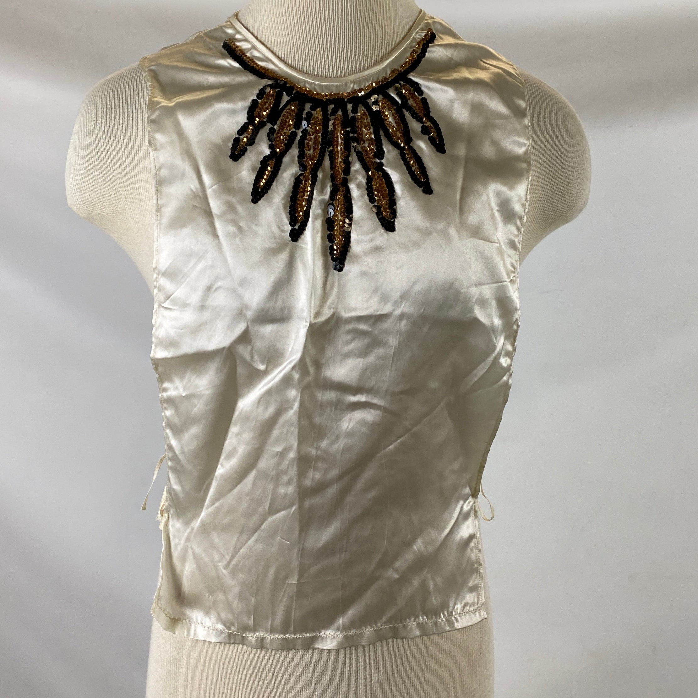 Vintage 1930s White Silk Dickey with Beaded Design