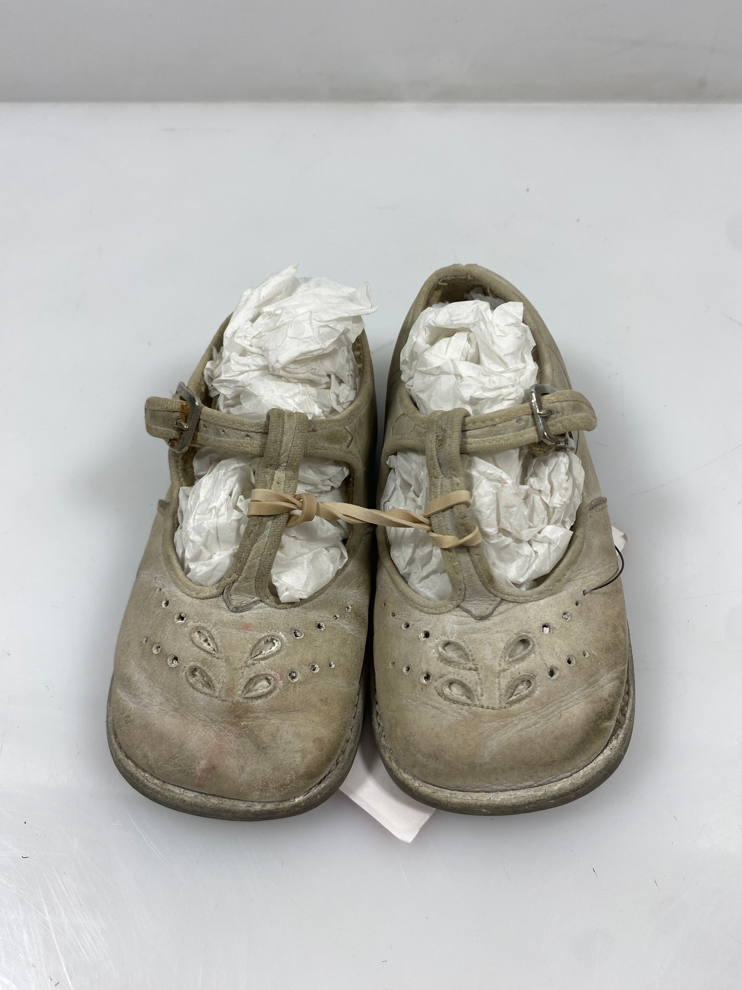 Vintage 1932 Children's Gray Leather Mary Janes
