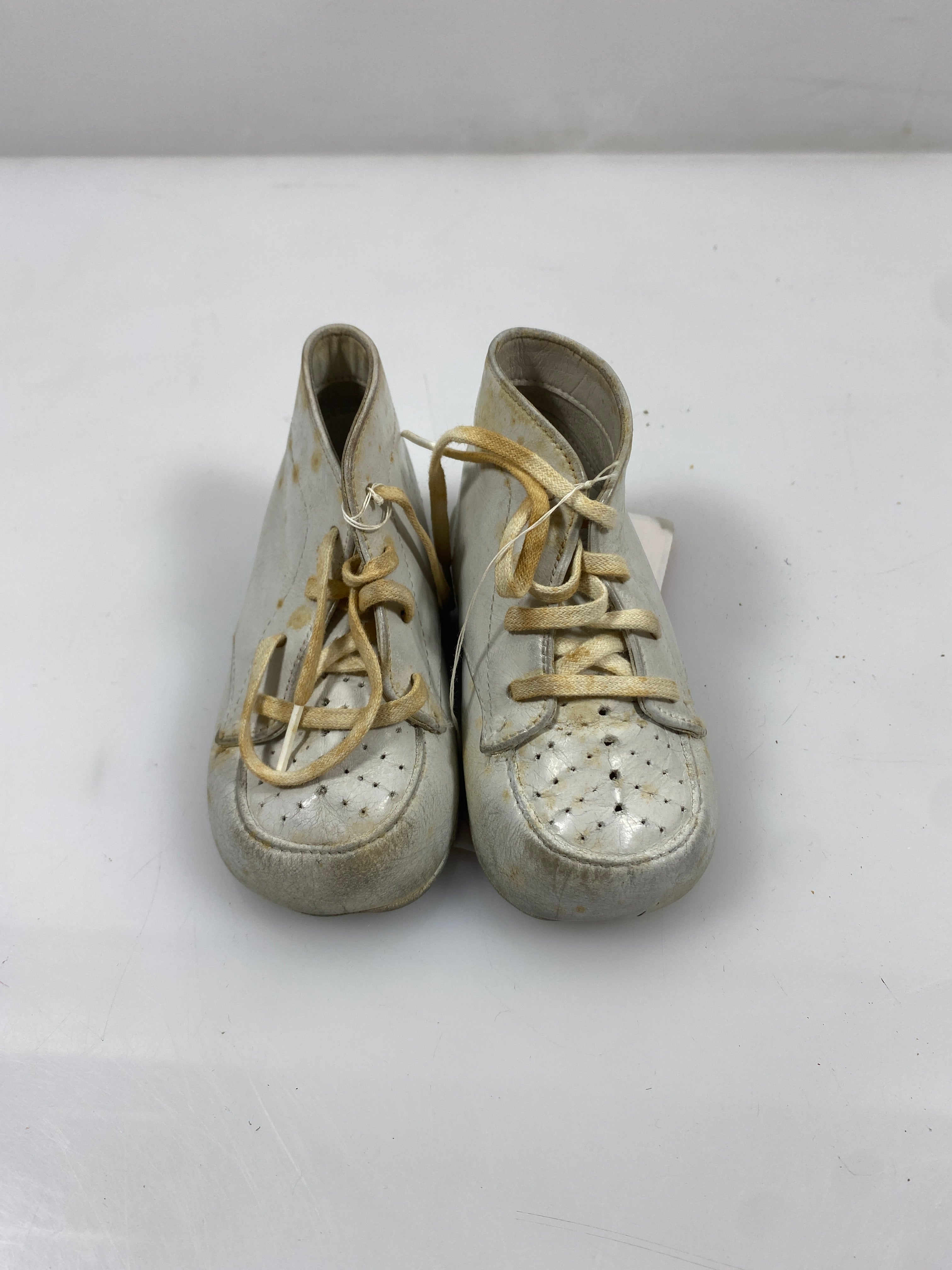 Vintage 1950s Baby Shoes
