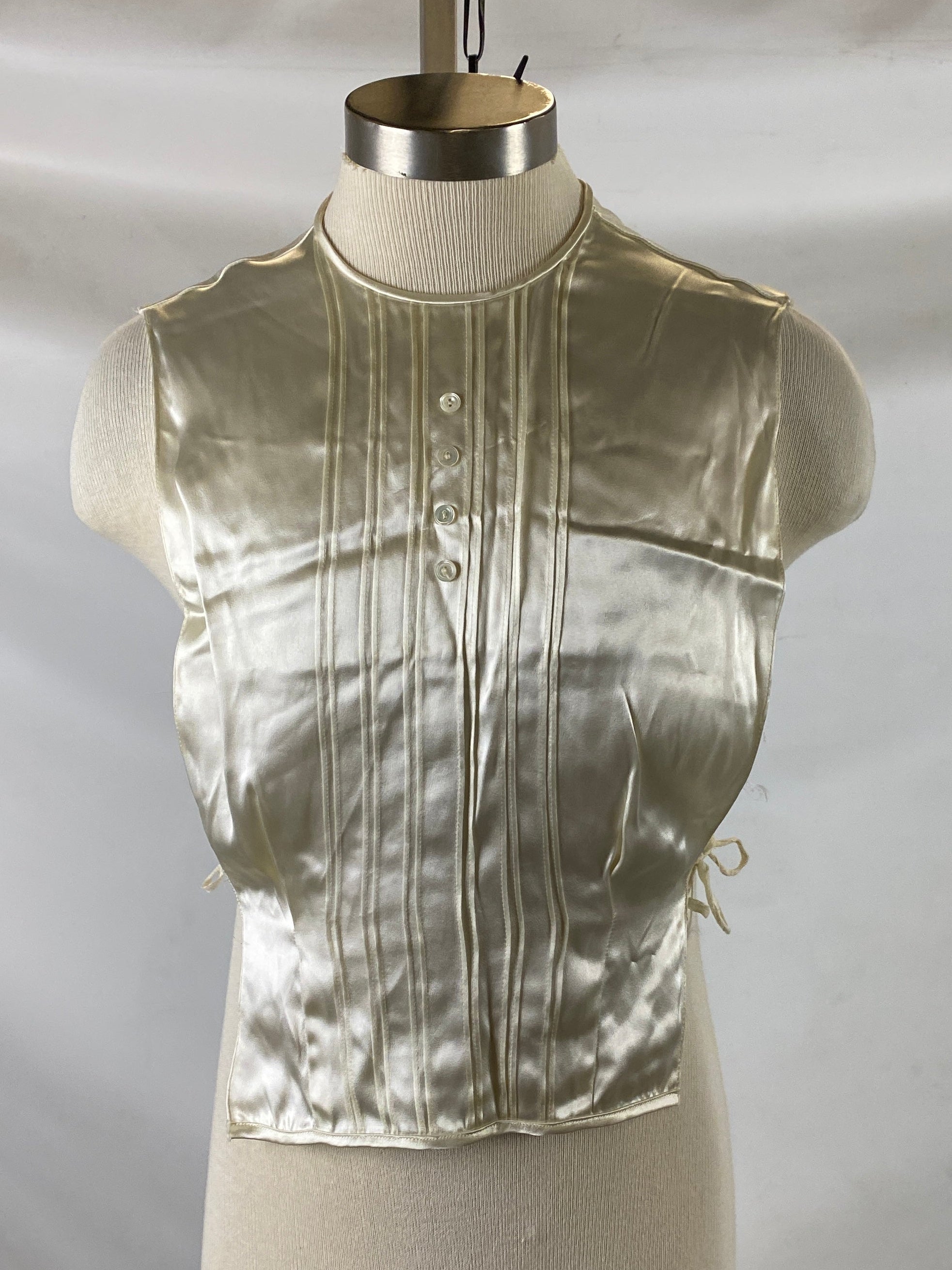 Vintage 1950s Ivory Satin Dickey with Button Closure
