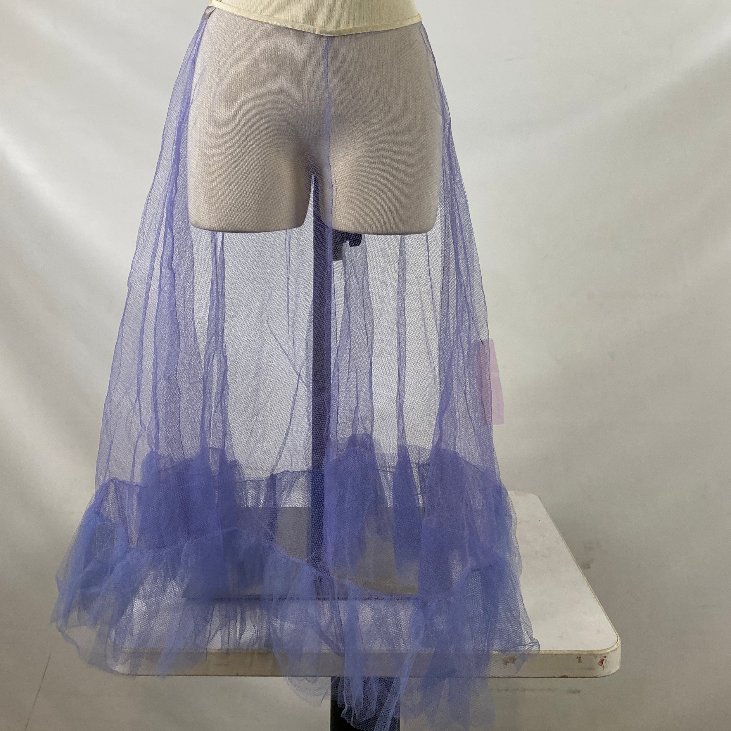 Vintage 1950s Purple Crinoline Slip
