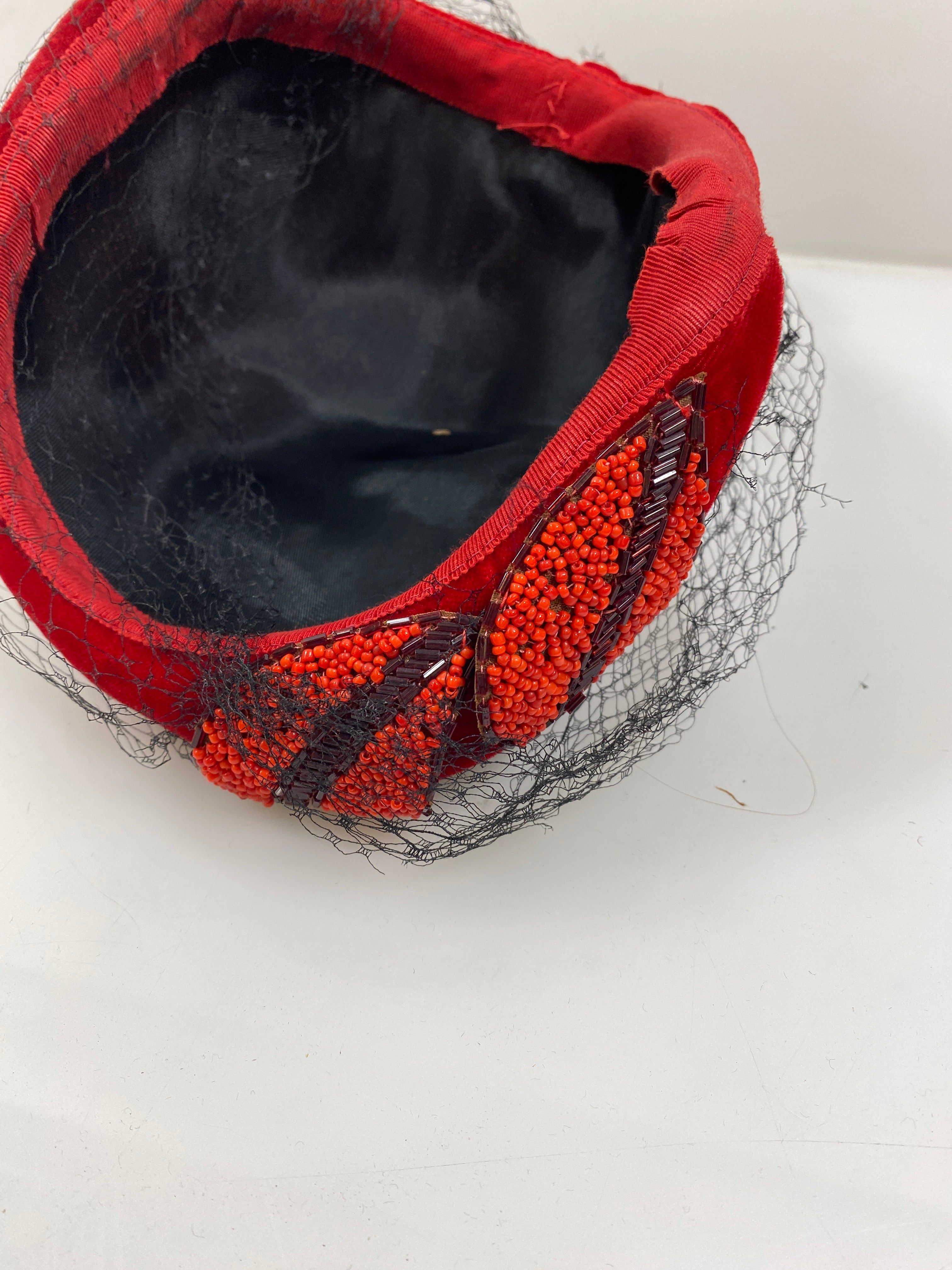Vintage 1950s Red Velvet Pill Box Women's Hat with Black Lace and Beadwork
