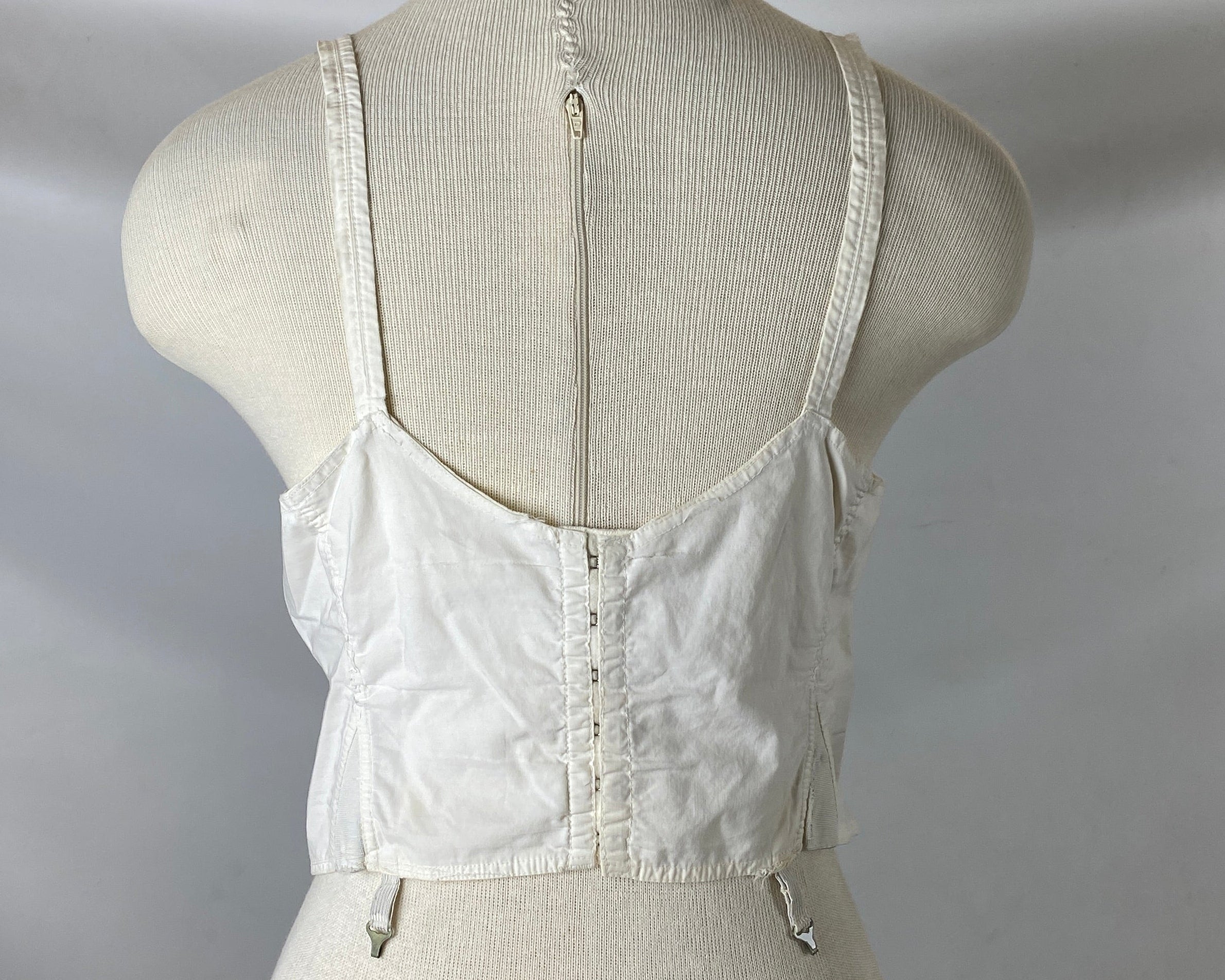 Vintage 1950s "Sears Chamode" White Nylon Brasserie Size 38A