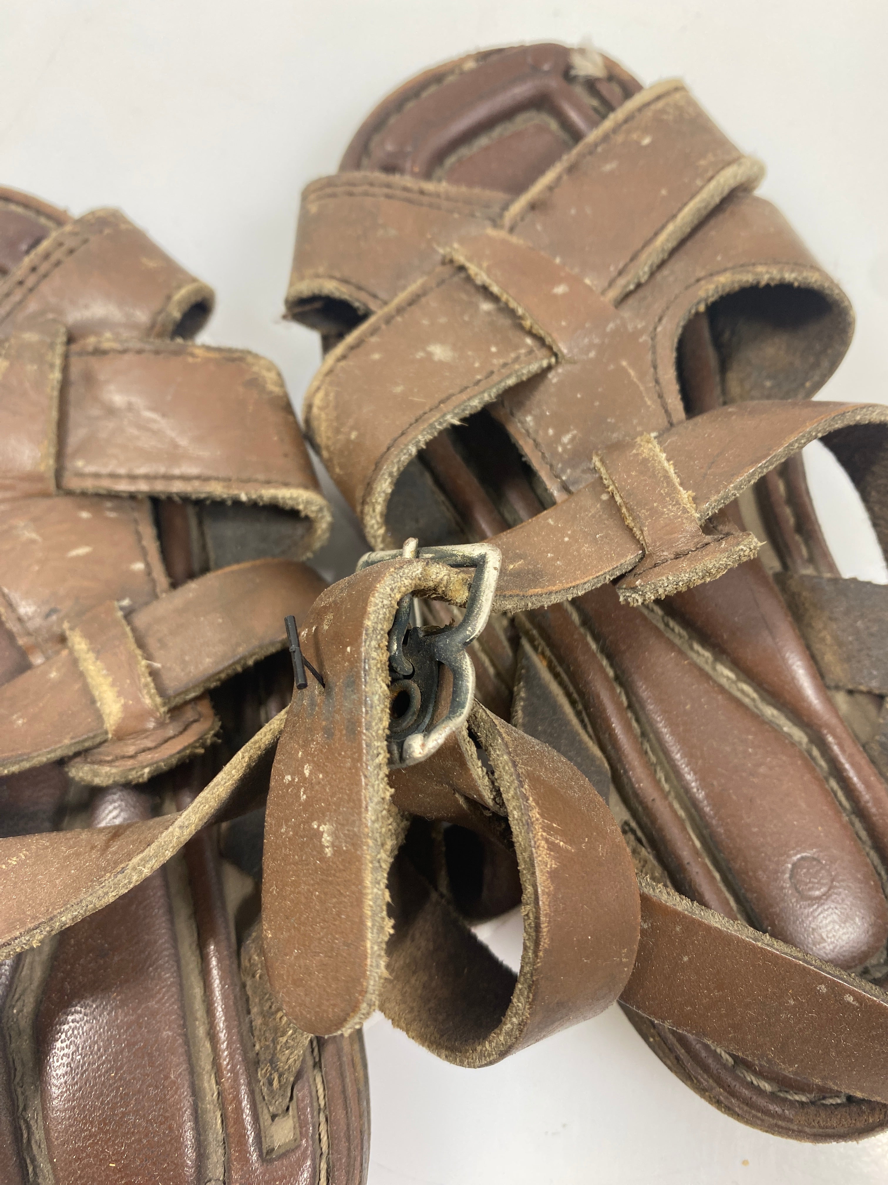 Vintage 1960s Children's Brown Leather Sandals
