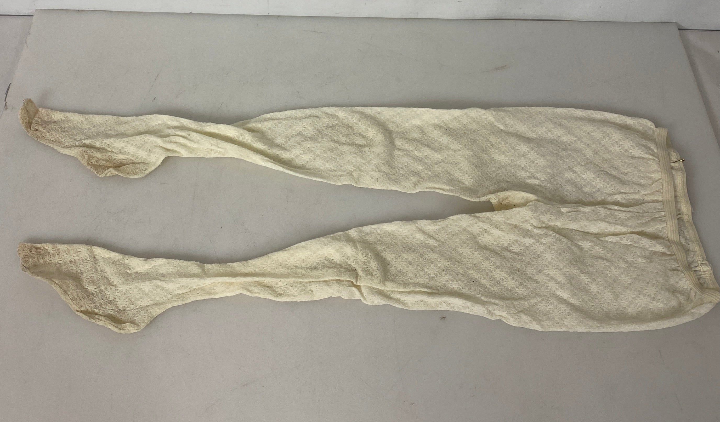 Vintage 1960's Her Majesty White Tights Women's Size 10-12