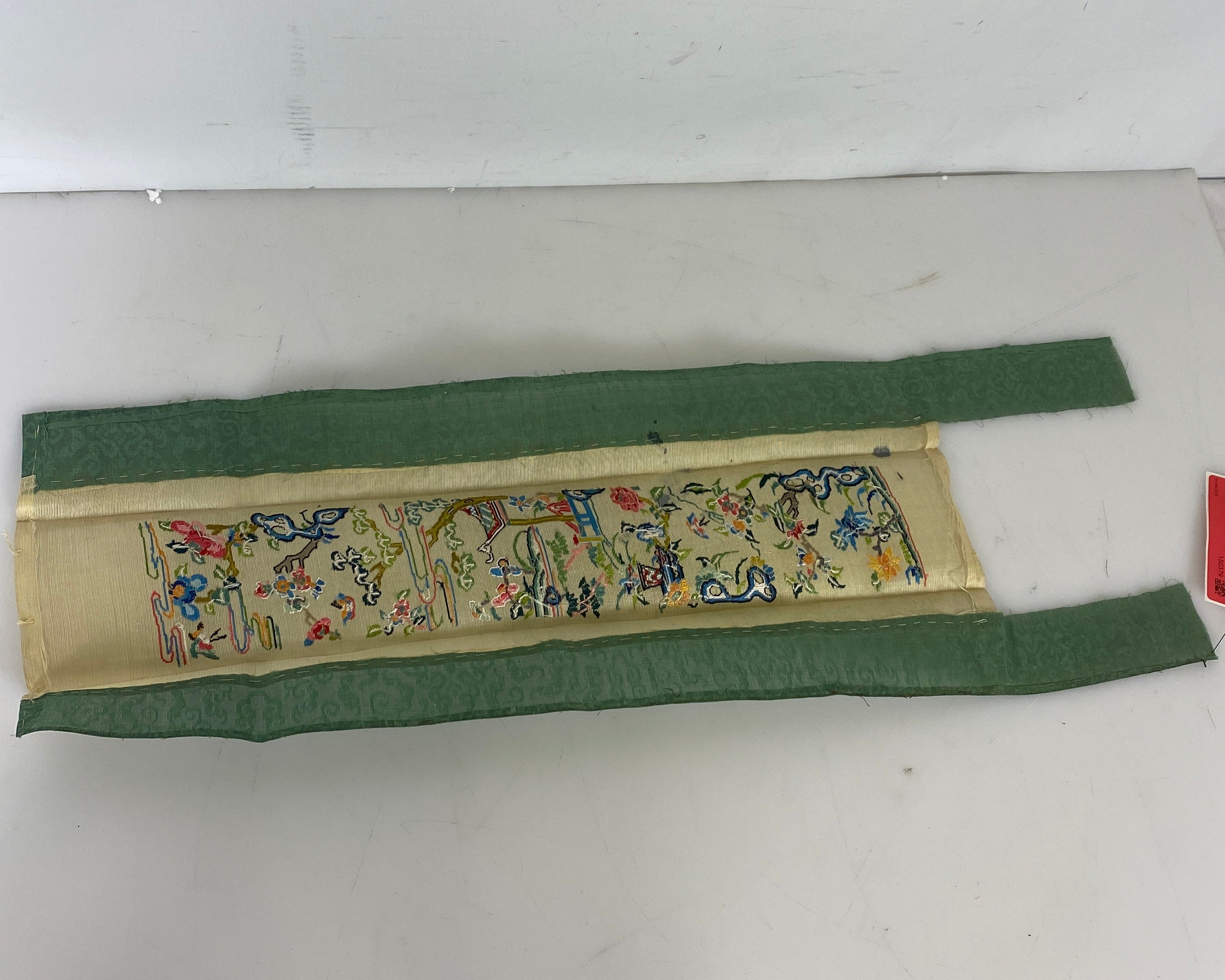 Vintage 1960s Ornamental Fabric Depicting a Nature Scene
