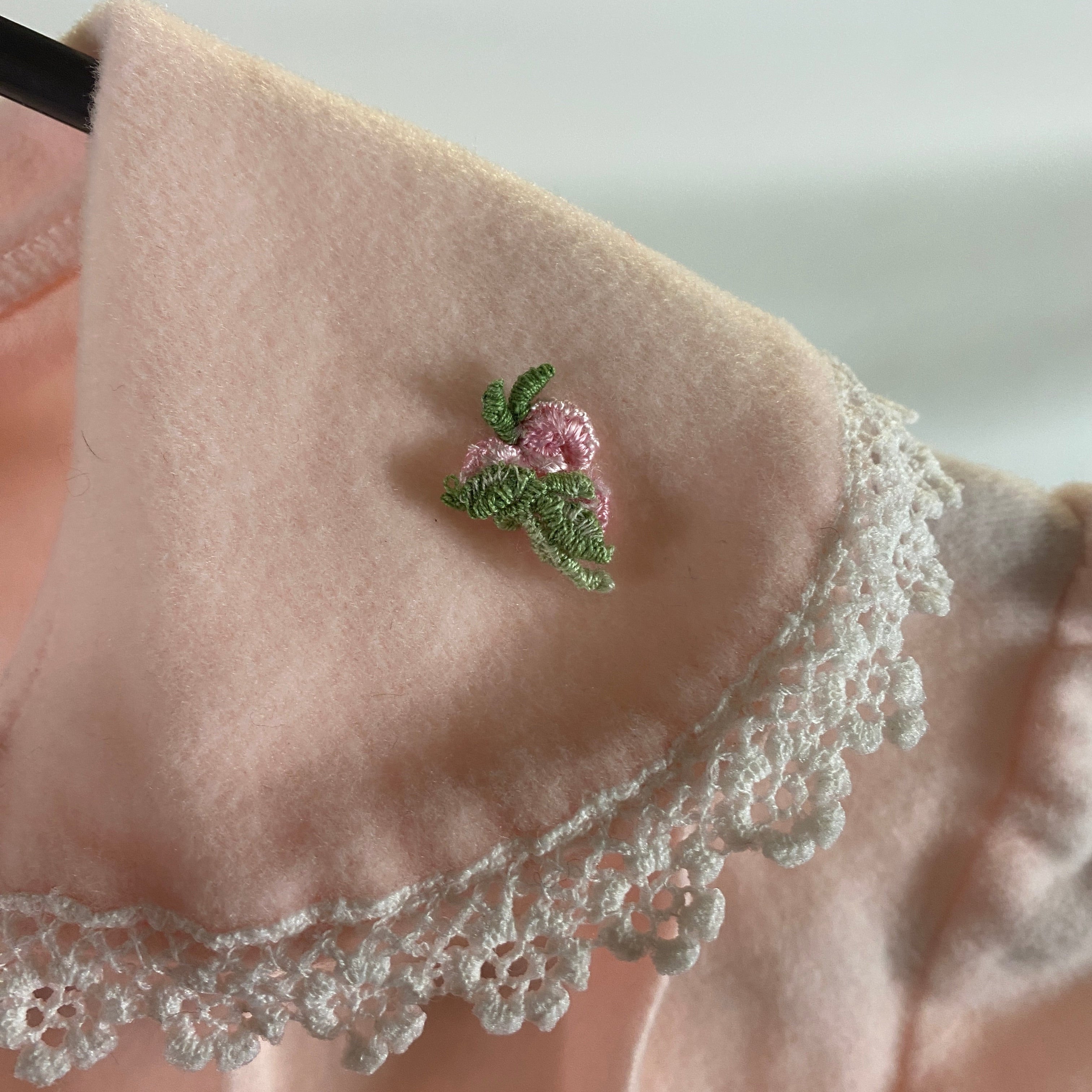 Vintage 1979 "Loungees" Pink Nylon Children's Robe with Button Closures Size 8