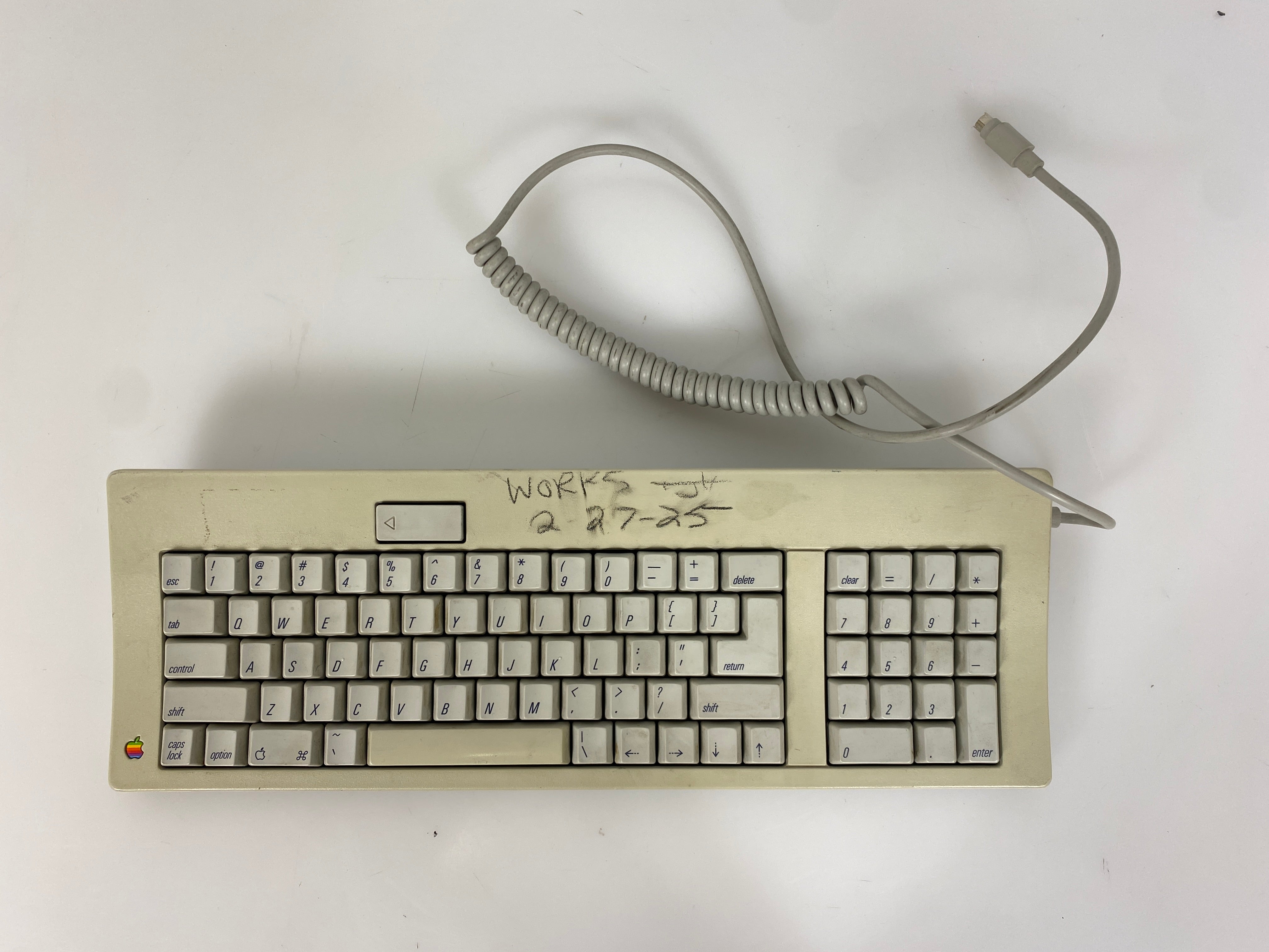 Vintage Apple M0116 Wired Keyboard for Macintosh