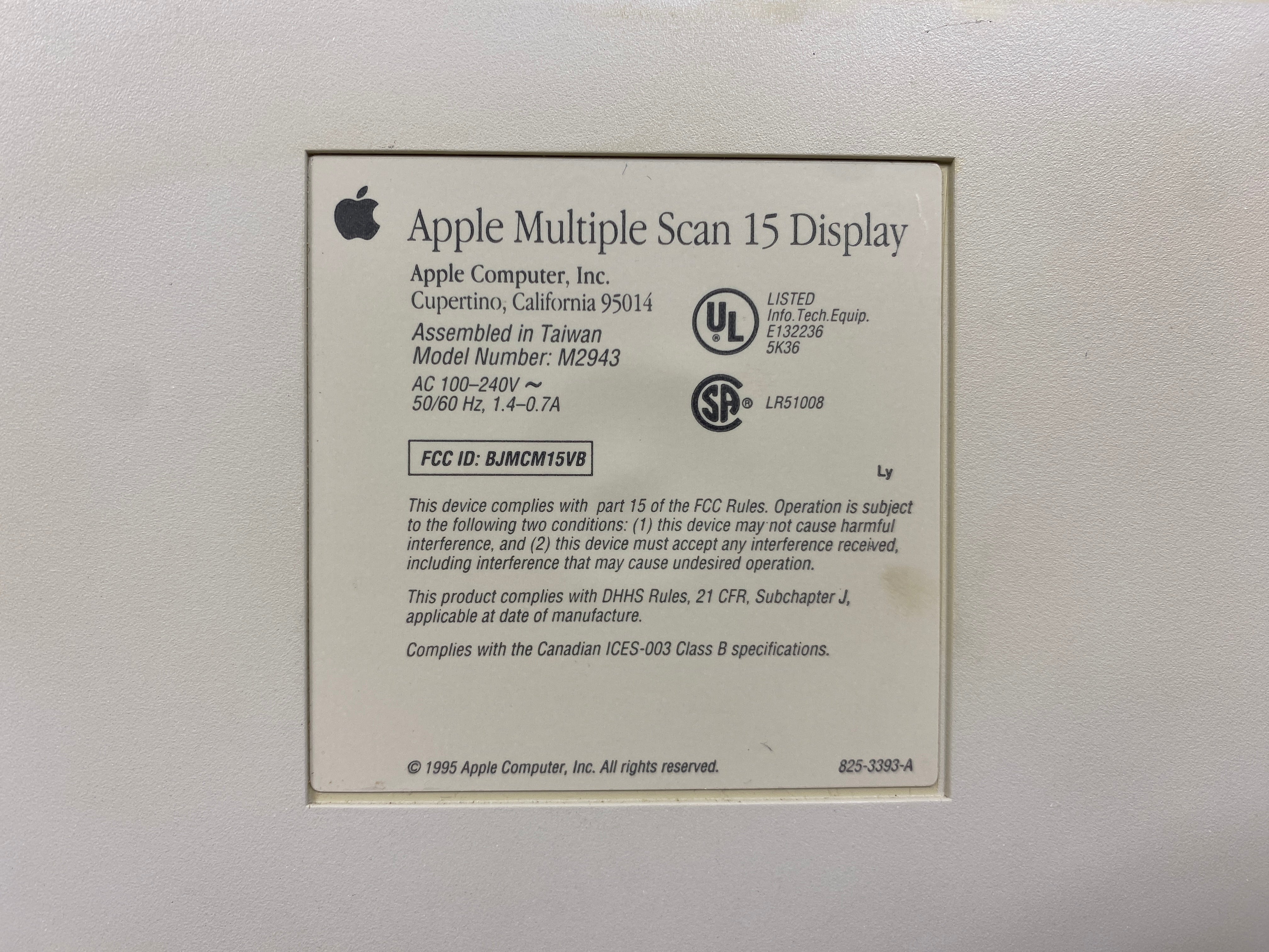 Vintage Apple M2943 Multiple Scan 15" Display