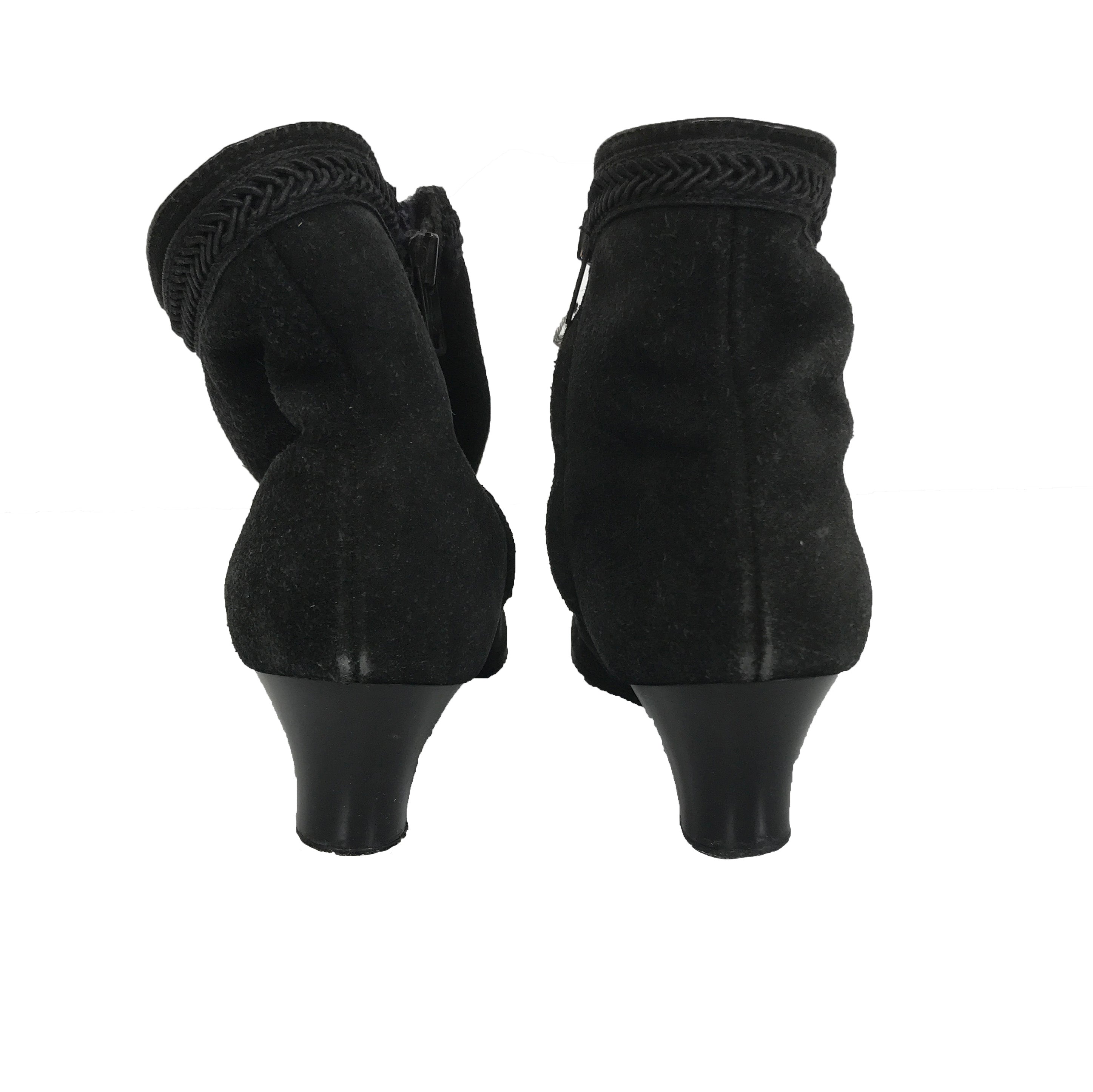 Vintage Black Faux Fur Lined Heeled Boots Women's Size 6