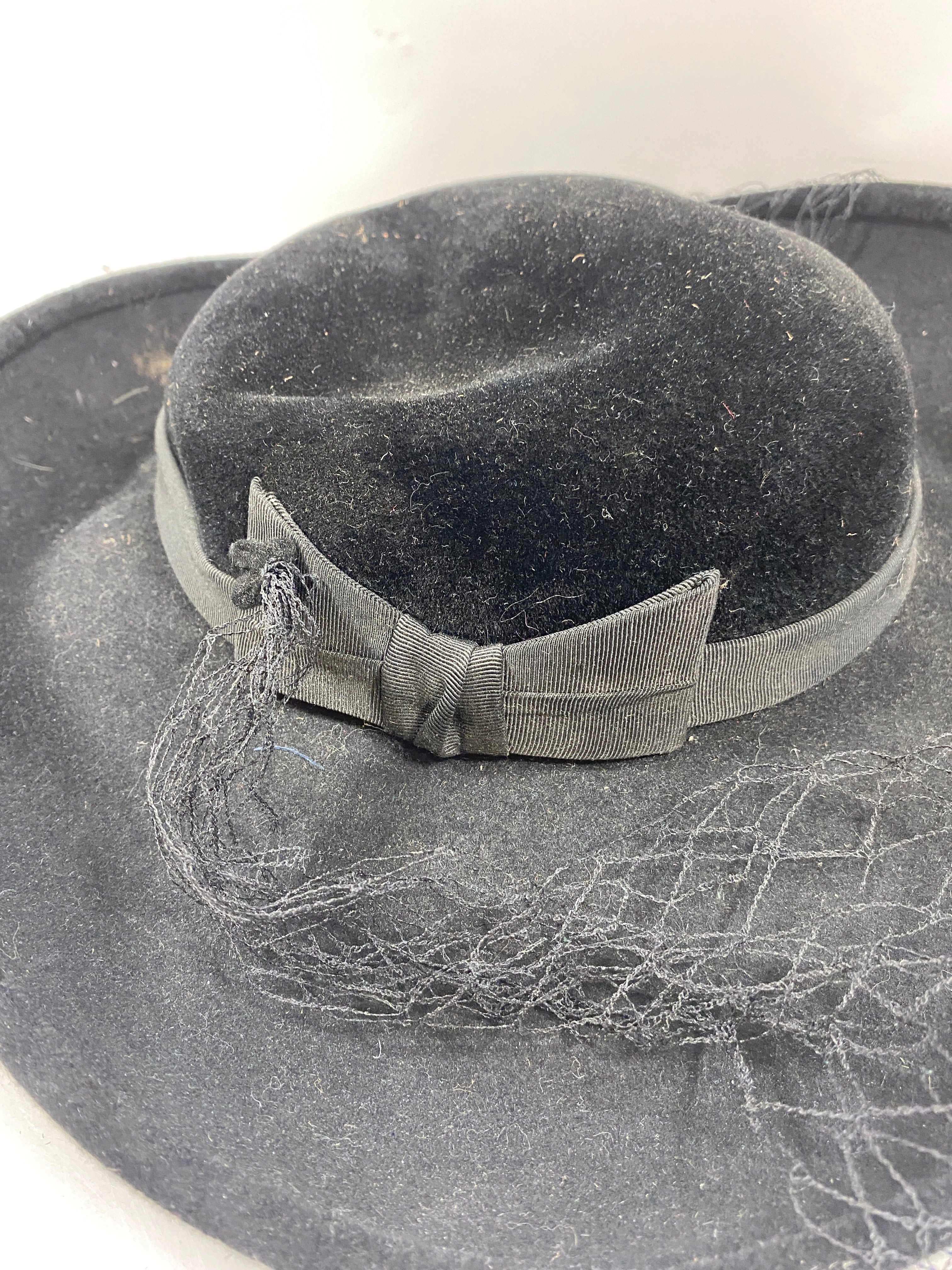 Vintage Black Velour Wide Brimmed Hat with Veil Detail