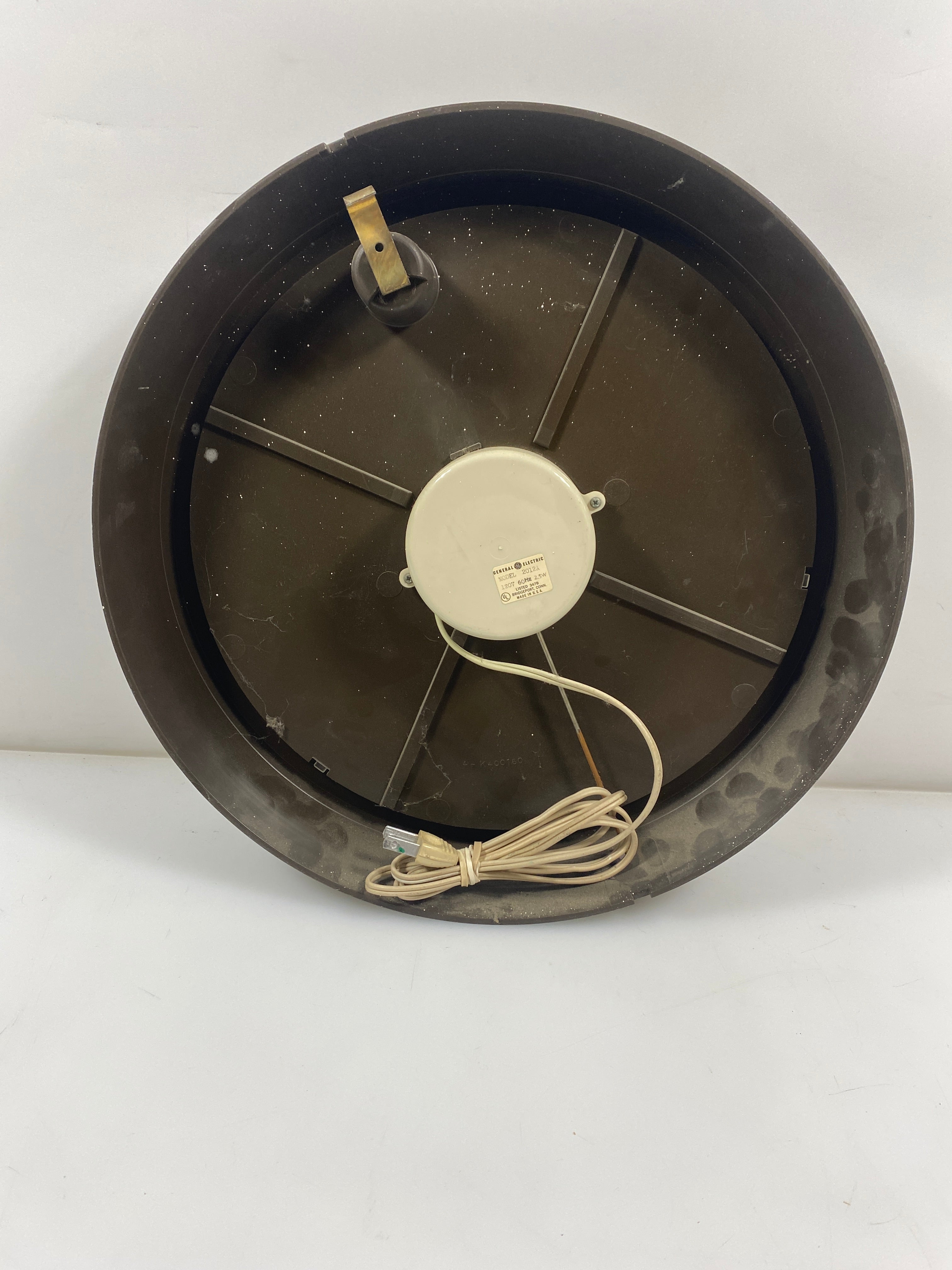 Vintage General Electric Wall School Clock *powers on*