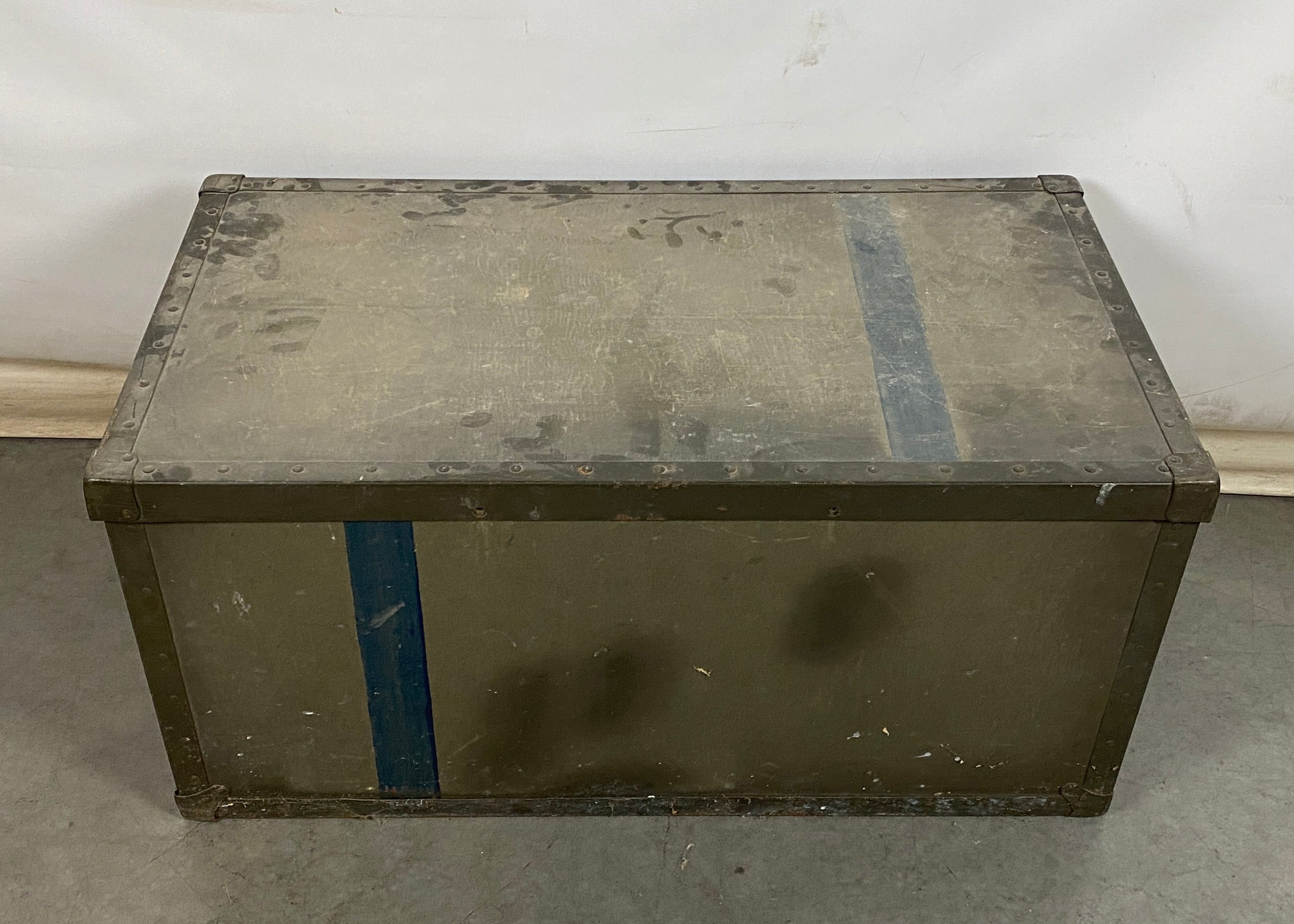 Vintage Green Travel Trunk Brass Hardware #2