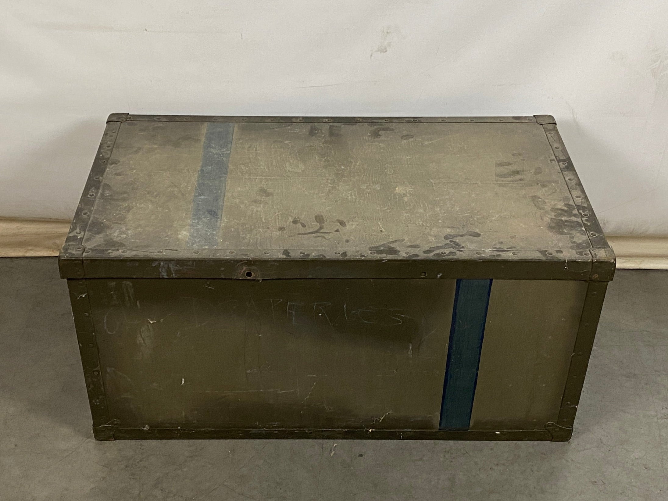 Vintage Green Travel Trunk Brass Hardware #2
