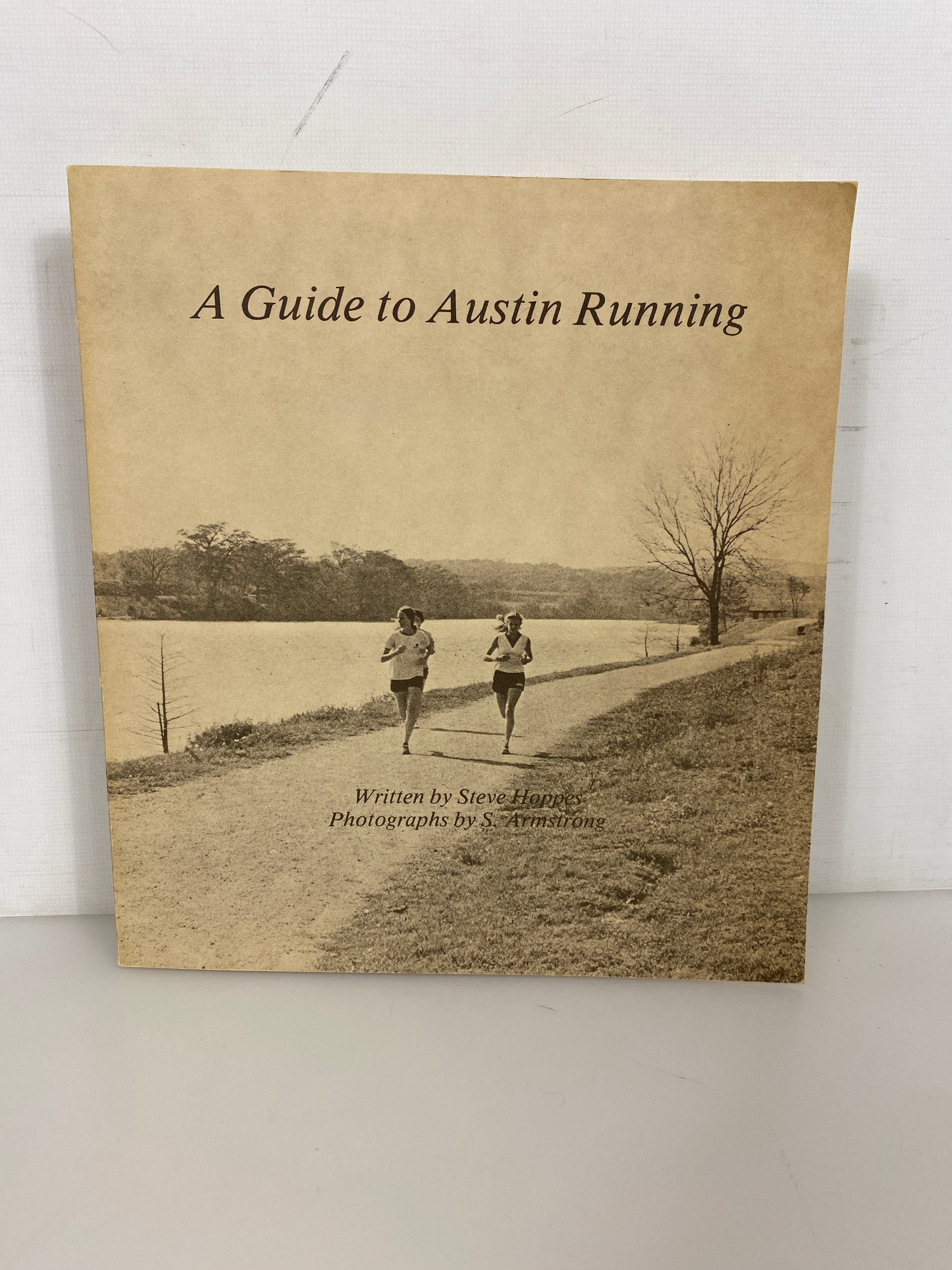 Vintage Guide to Austin (Texas) Running by Steve Hoppes 1976 Rare SC