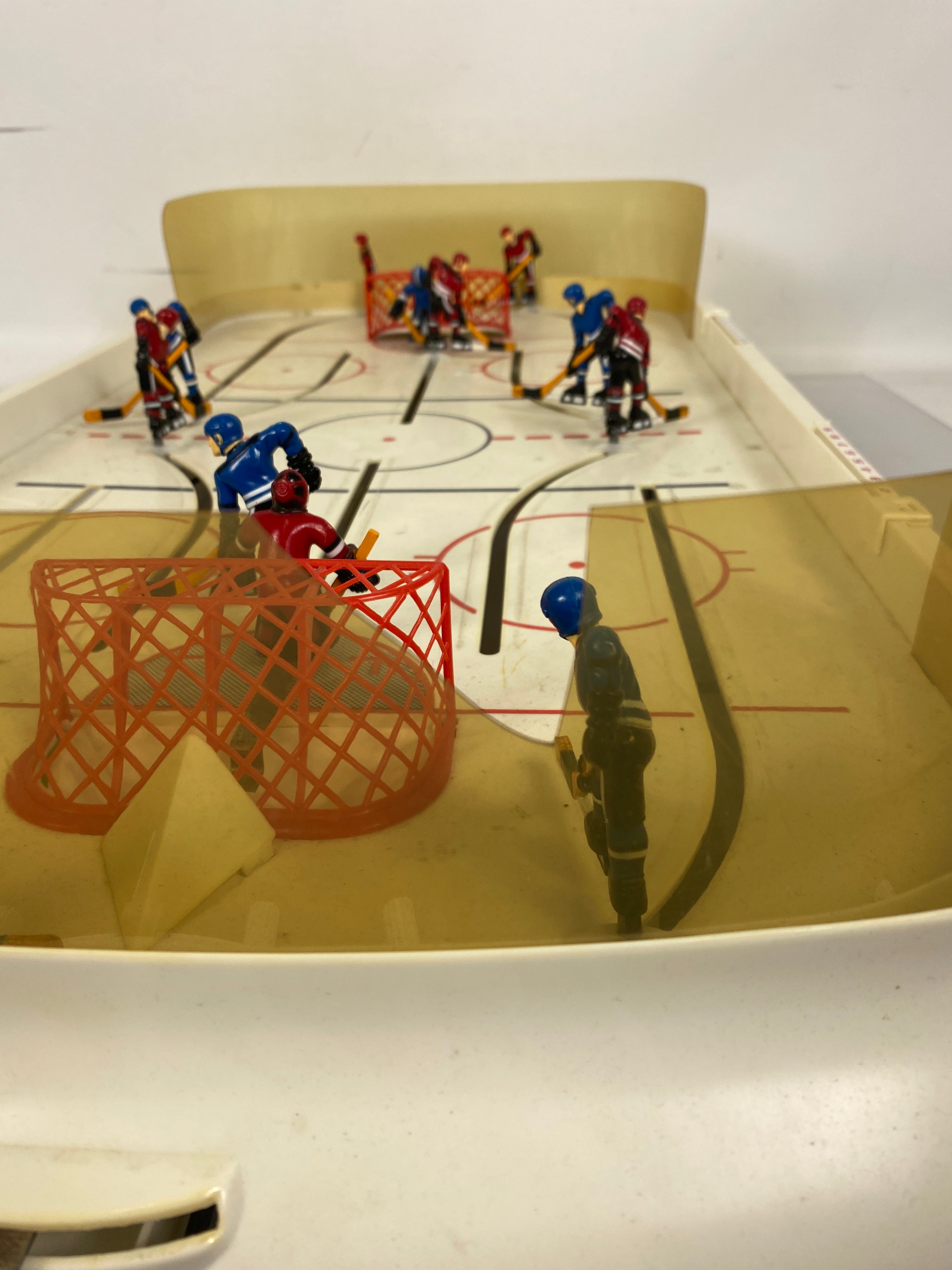 Vintage Irwin Toys Power Play 2 Table Top Hockey Game