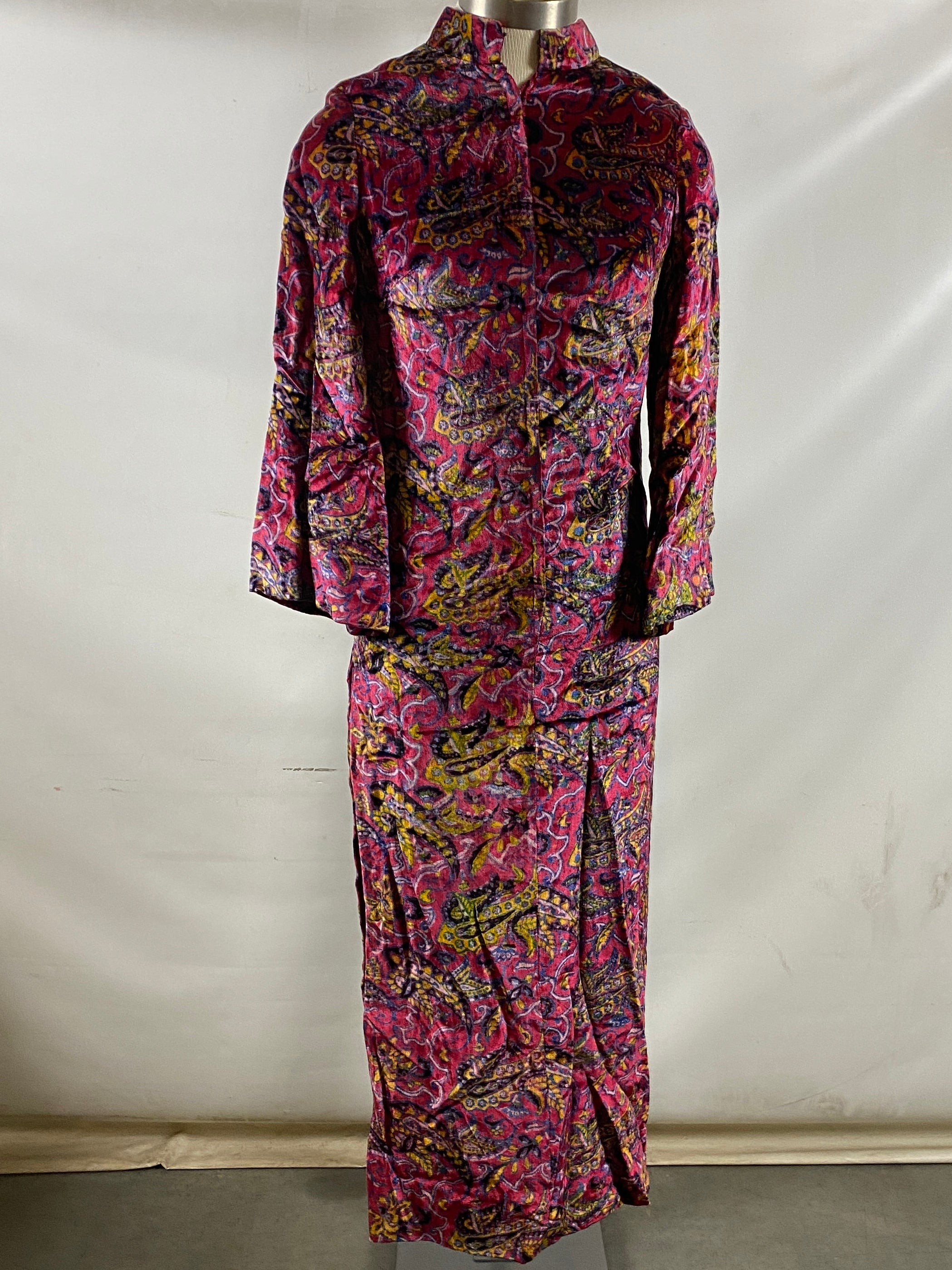 Vintage Late 1960s Pink Paisley Print Velvet Dress with Bell Sleeves Size Unknown