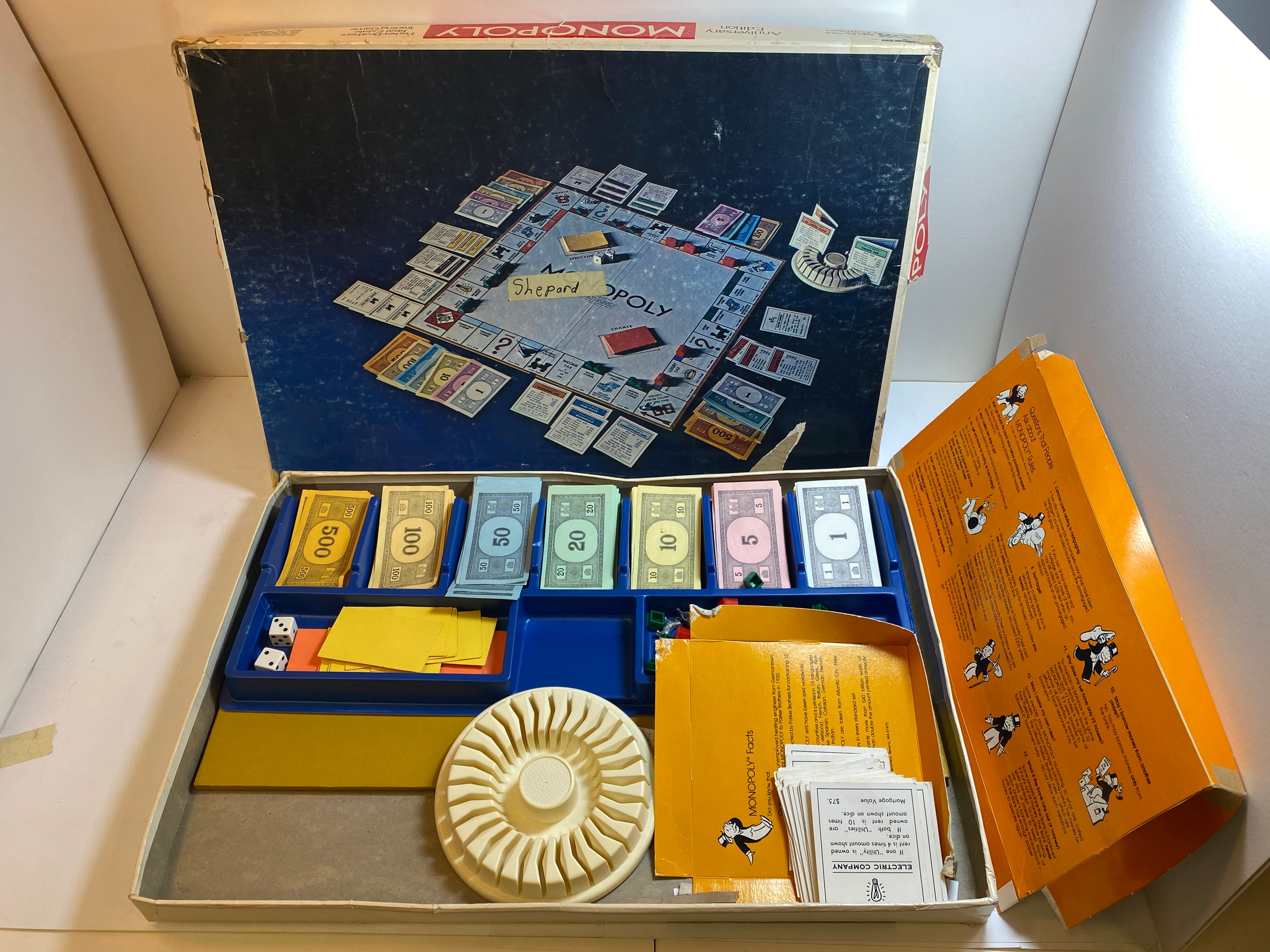 Vintage Monopoly Anniversary Edition Boardgame 1979