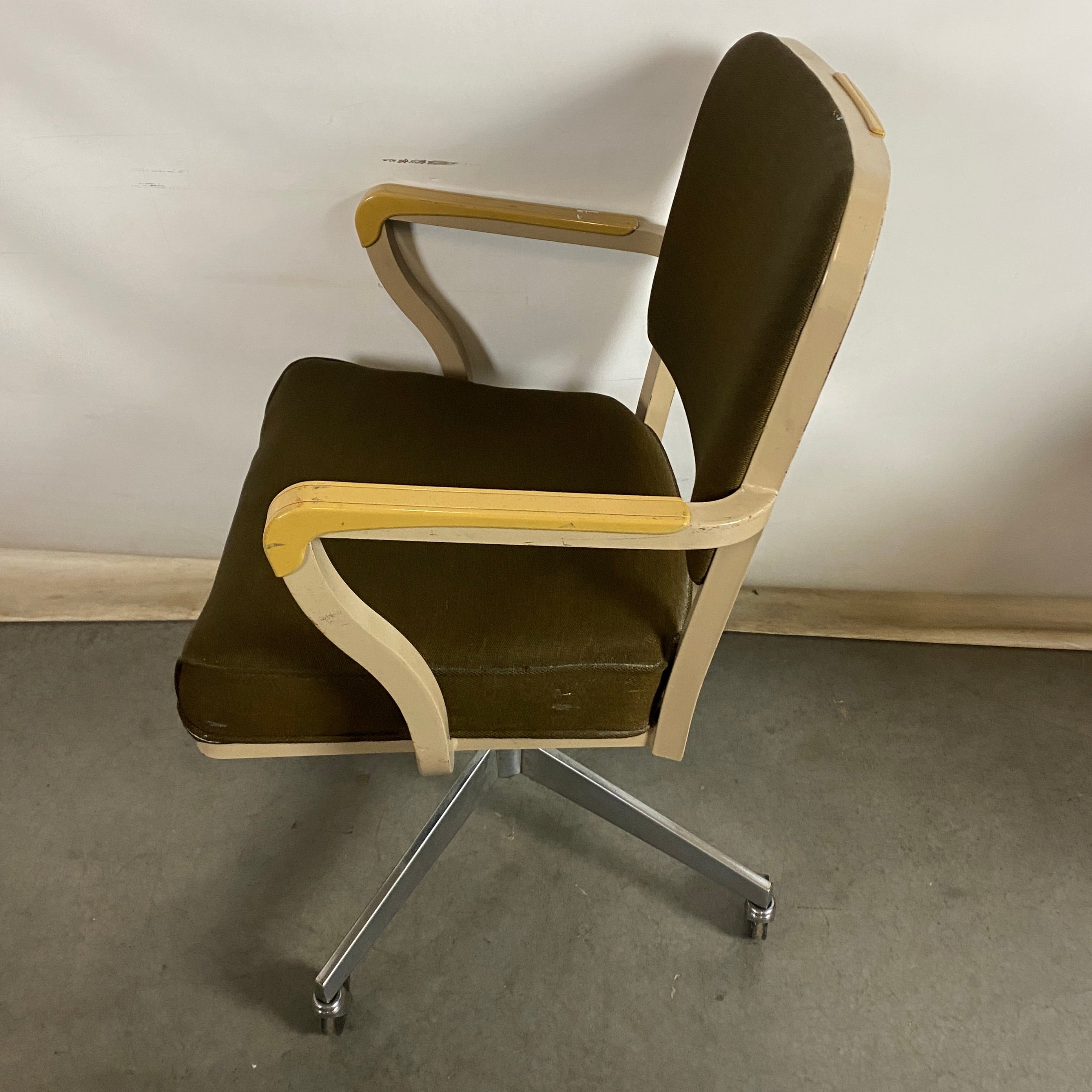 Vintage Steelcase #C148 Brown Upholstered Metal Office Chair