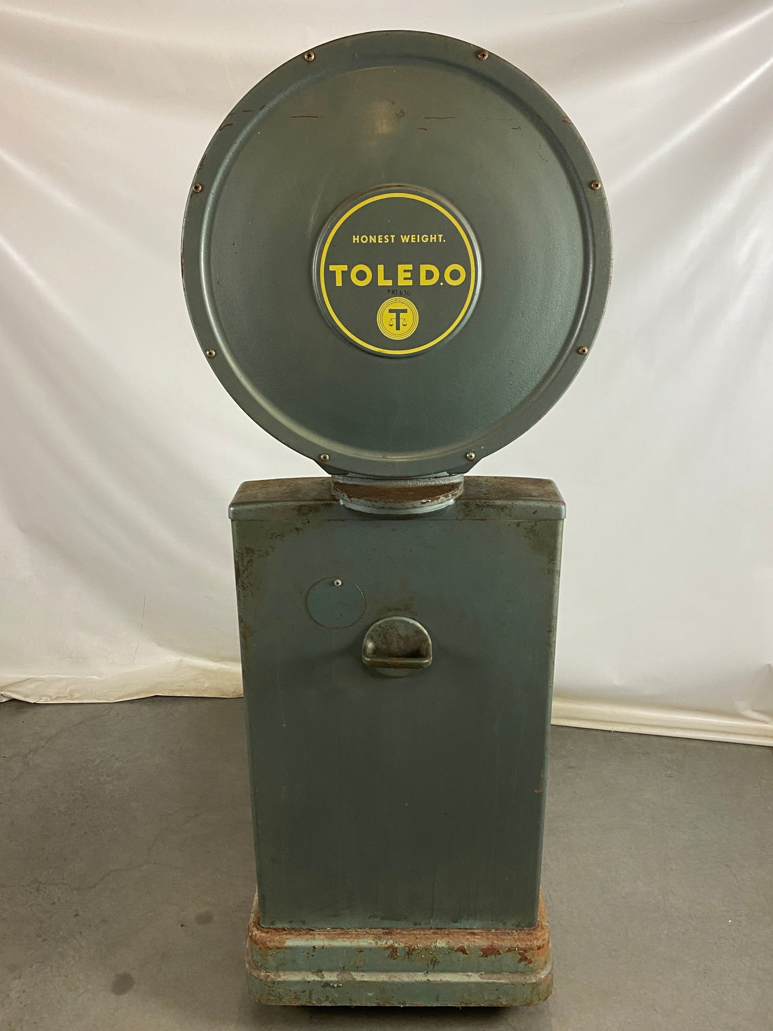 Vintage Toledo #2181 Industrial Honest Weight Scale