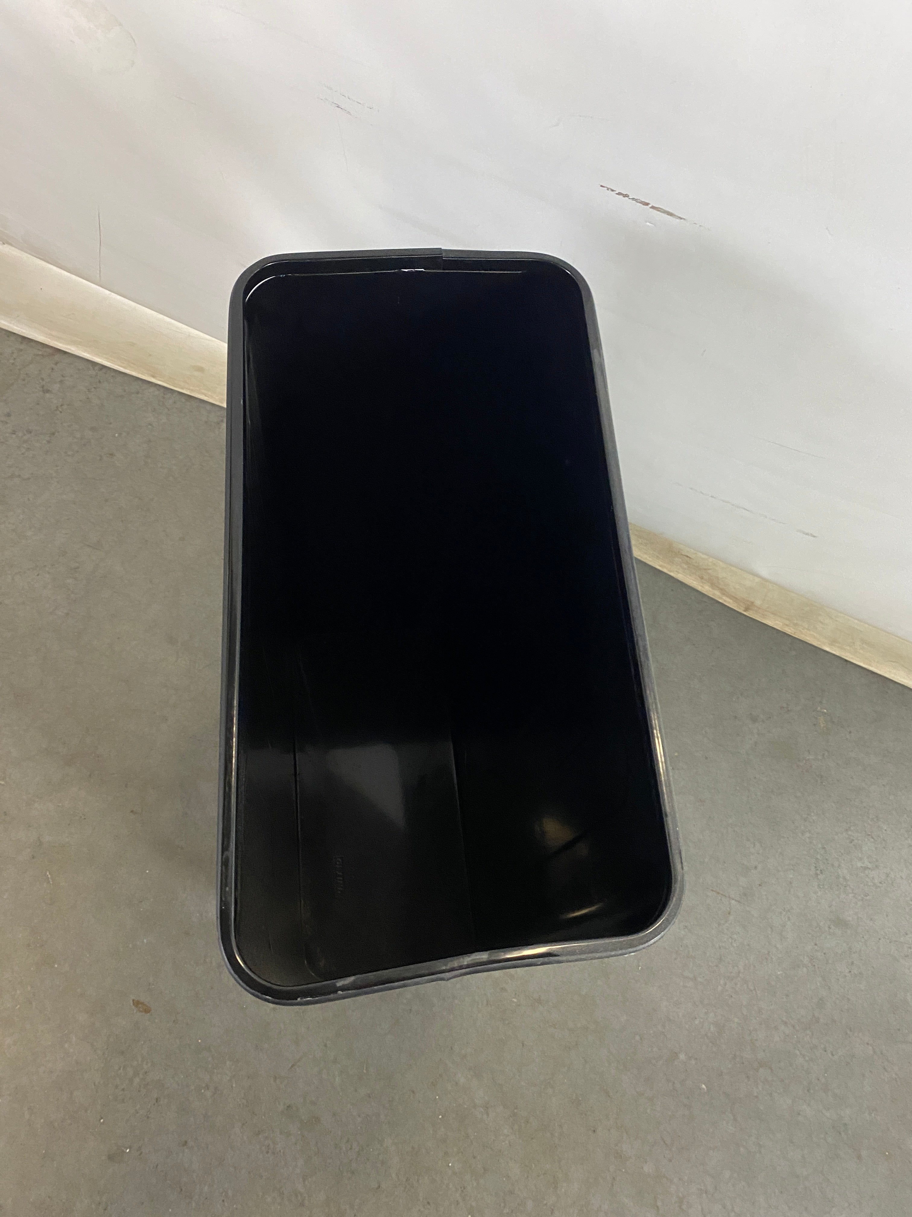 Vintage United 30" Rectangular Black Trash Can