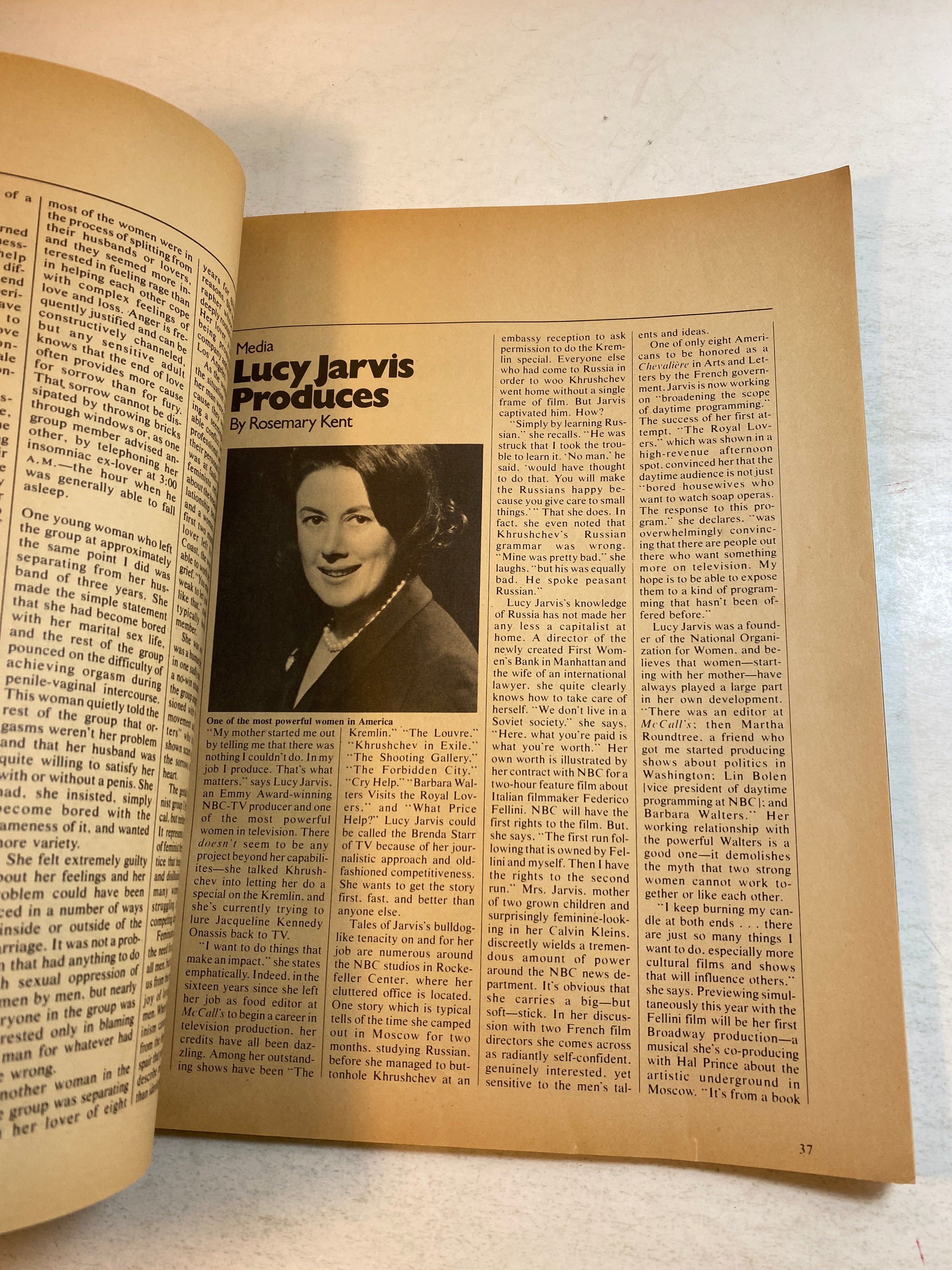 Viva International Women's Magazine April 1976