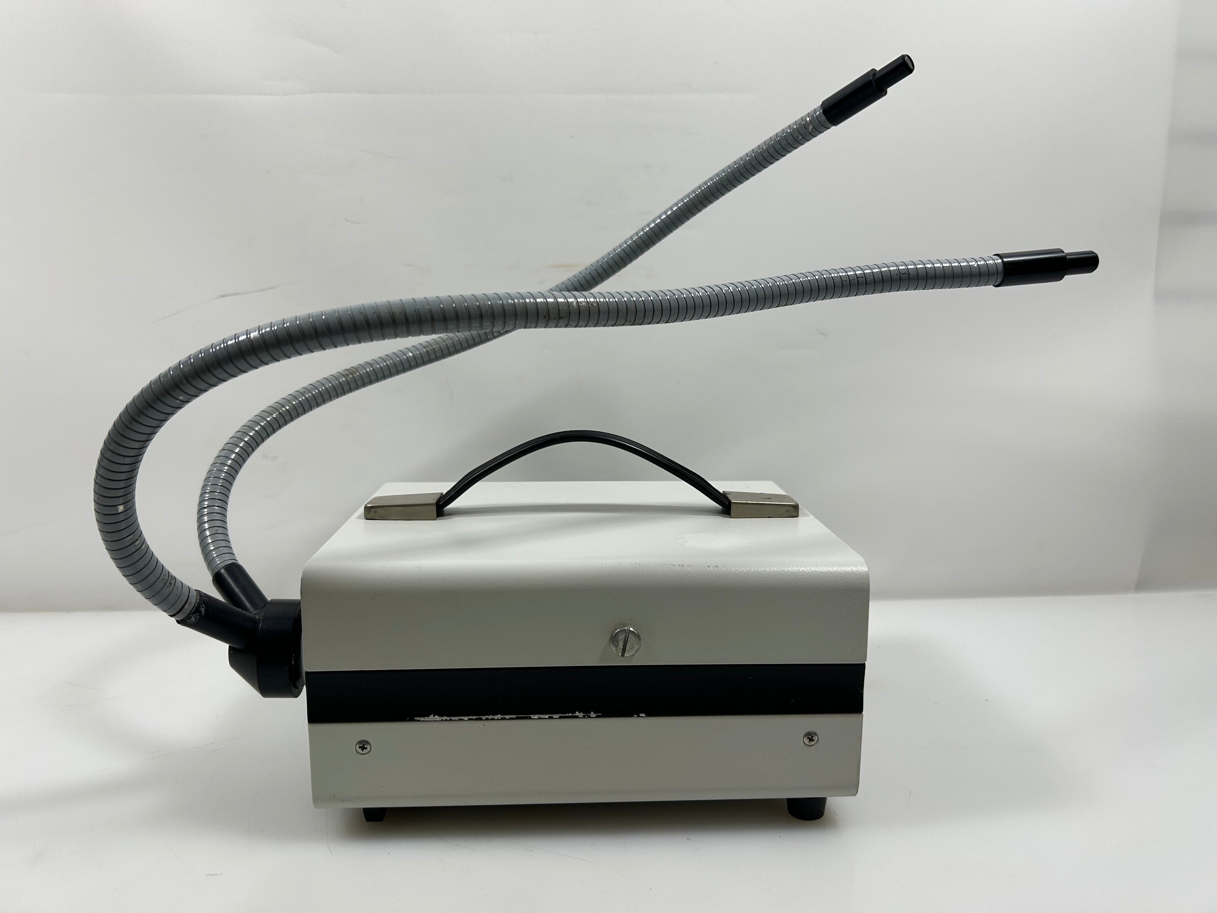 Volpi V-Lux 1000 Cold Light Source