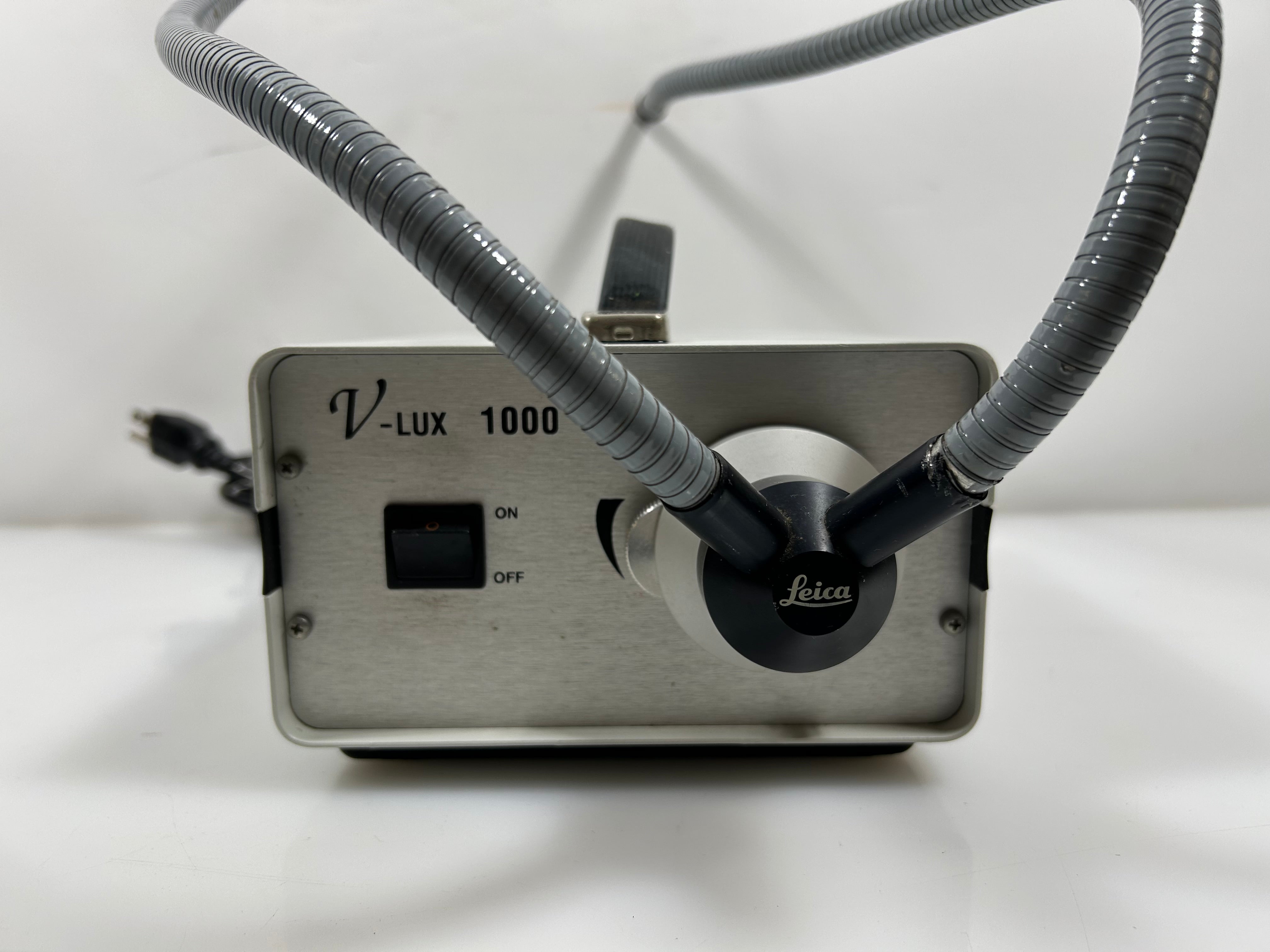 Volpi V-Lux 1000 Cold Light Source