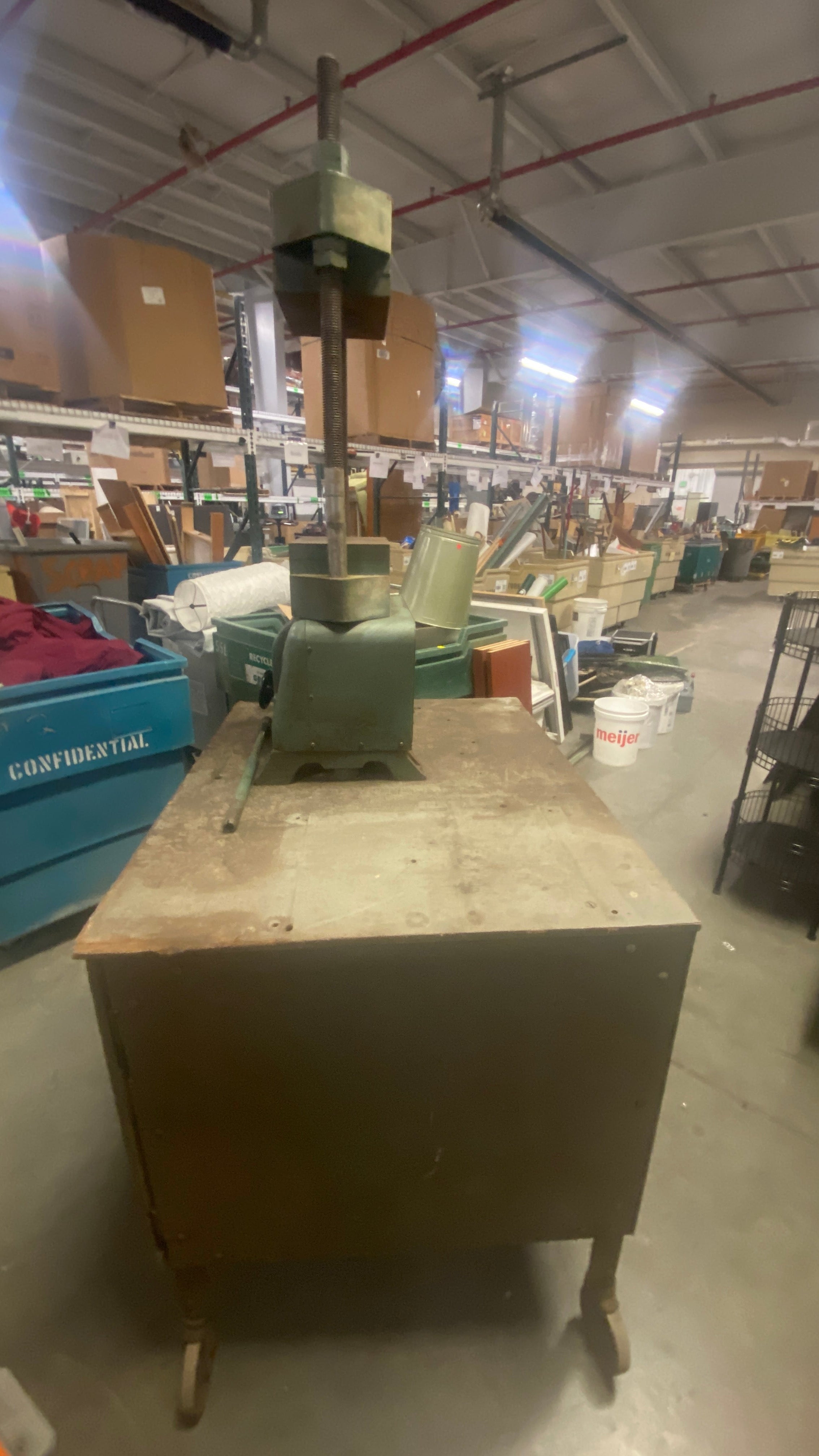 Wabash Metal Products Company #12-10S Hydraulic Press Bolted on Cabinet
