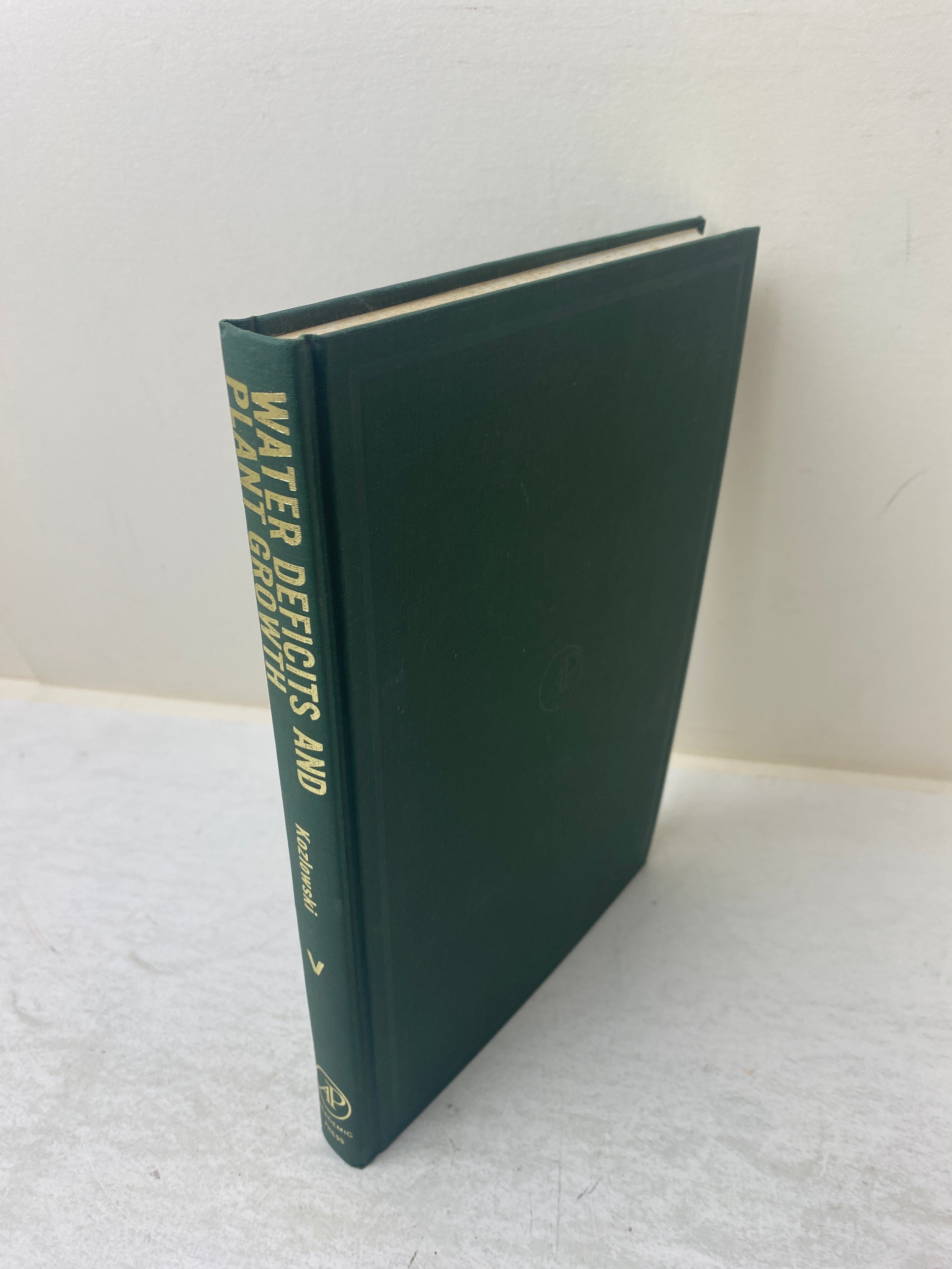 Water Deficits and Plant Growth James Beard Collection 1978