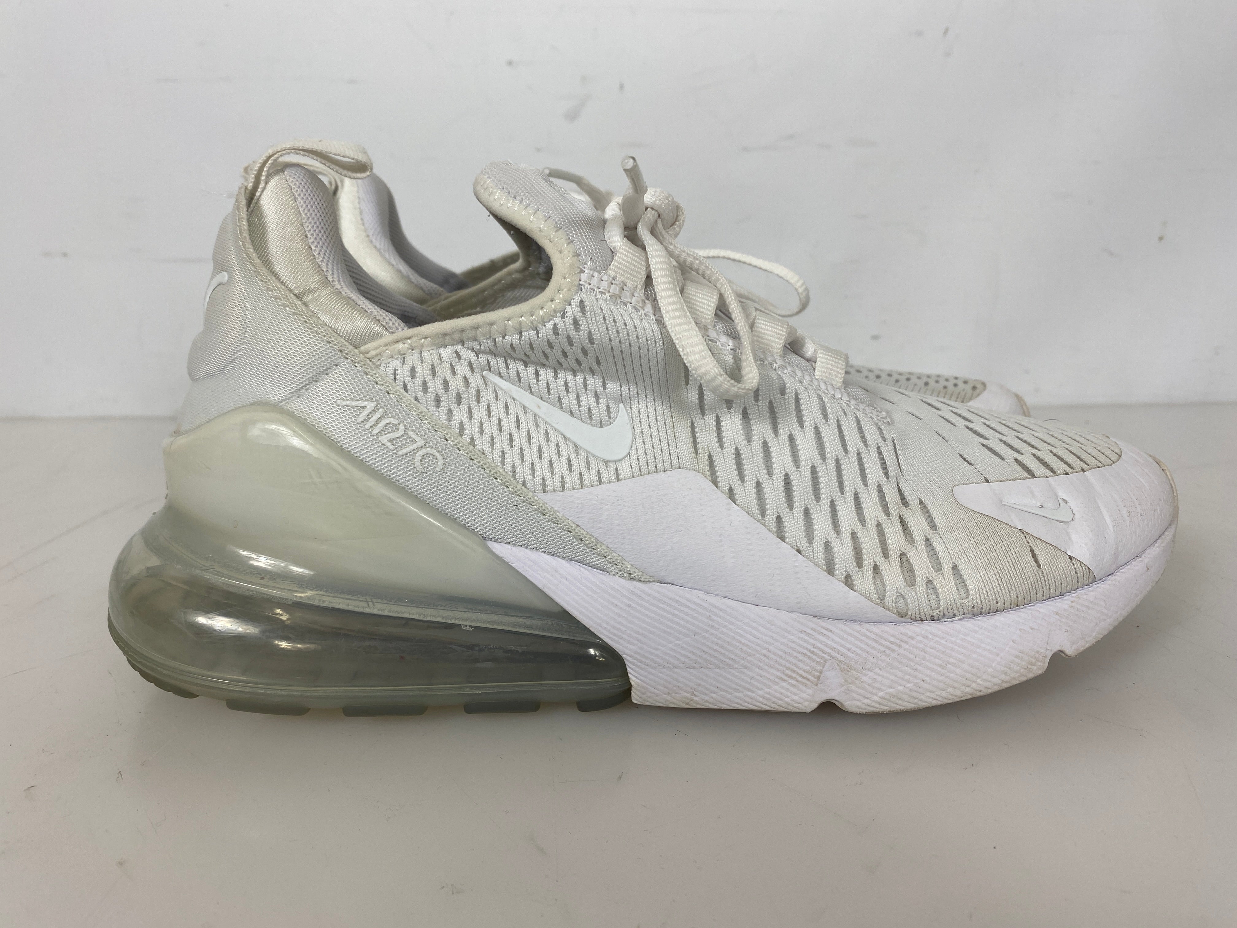 White Big Kids 7Y Air Max 270 Triple White Sneakers