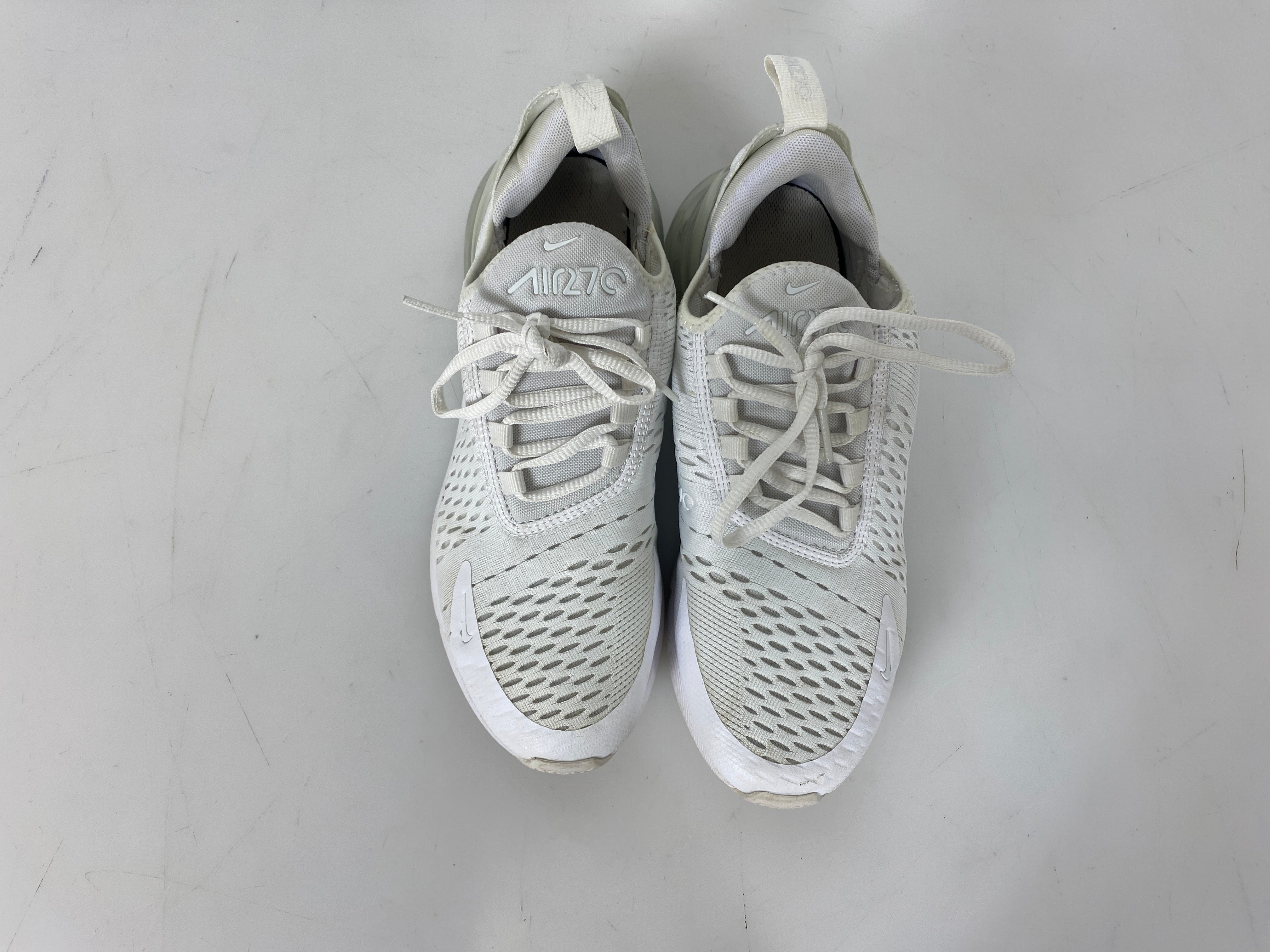White Big Kids 7Y Air Max 270 Triple White Sneakers