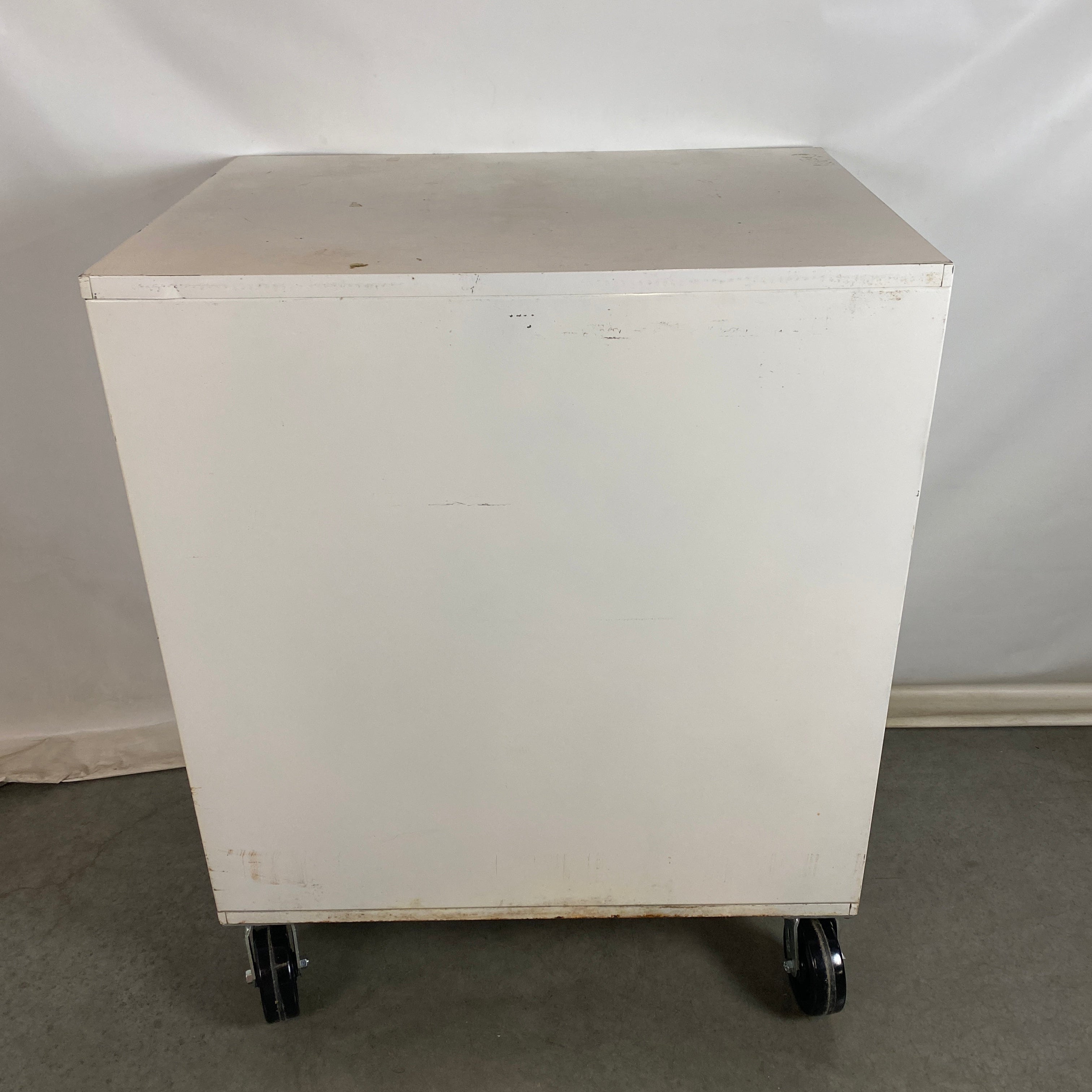 White Shelf Cart w/ Removeable Door