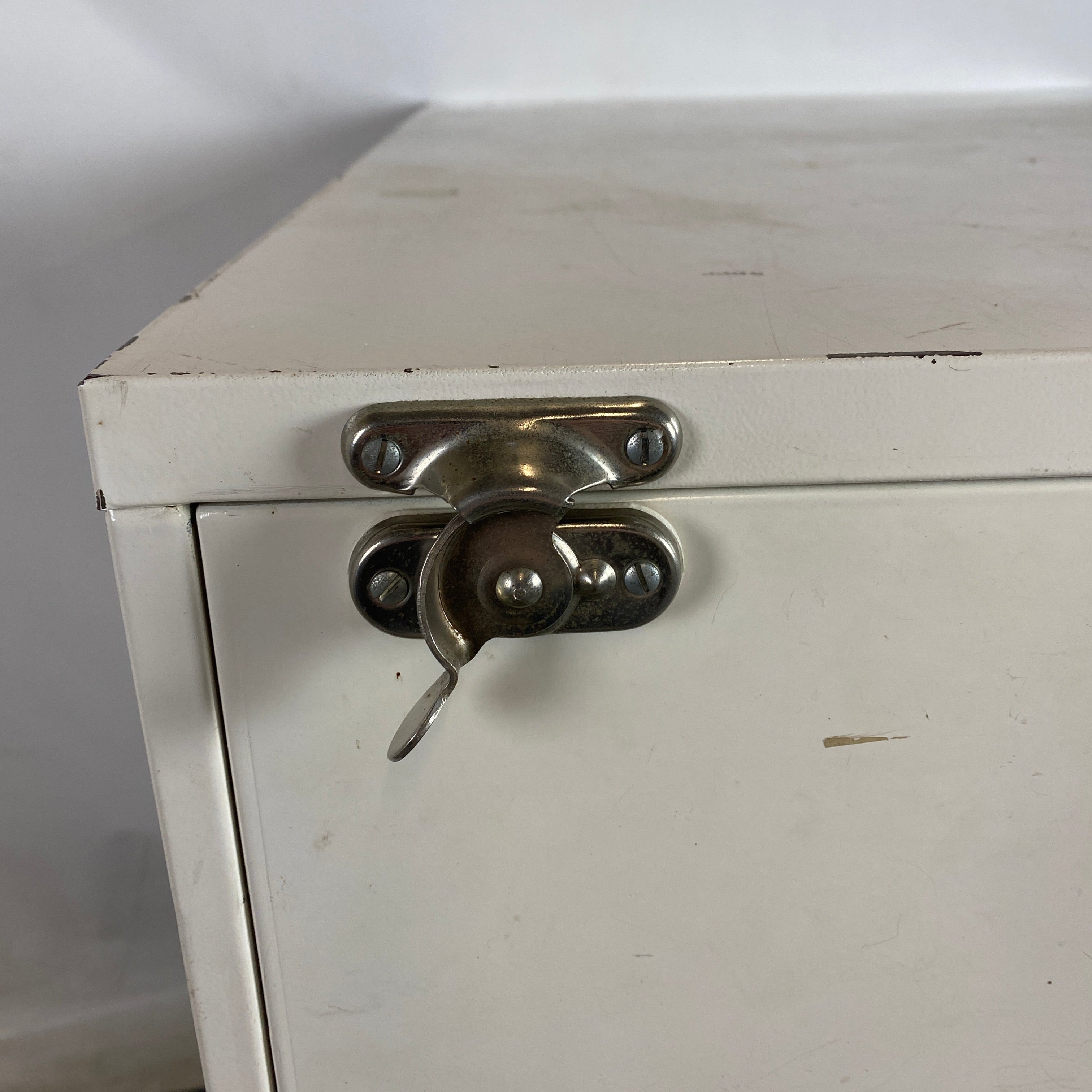 White Shelf Cart w/ Removeable Door