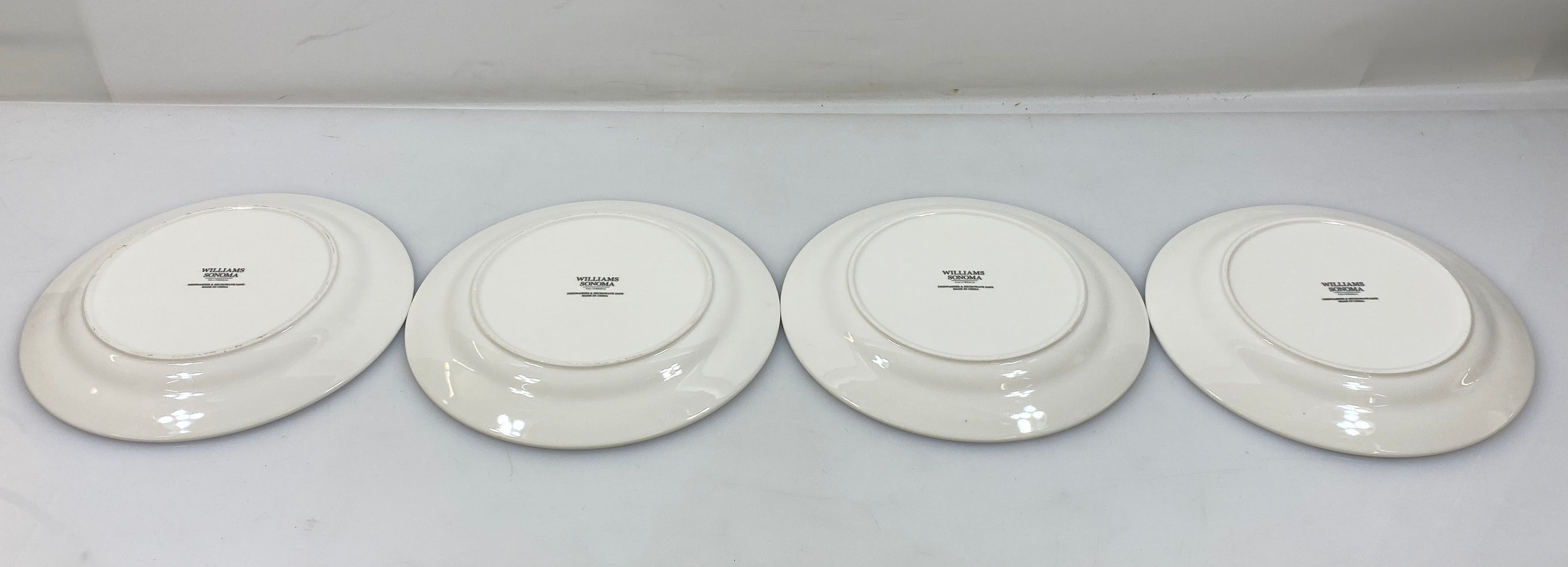 Williams Senoma "Woodland Pinecone" Appetizer Plate Set of 4