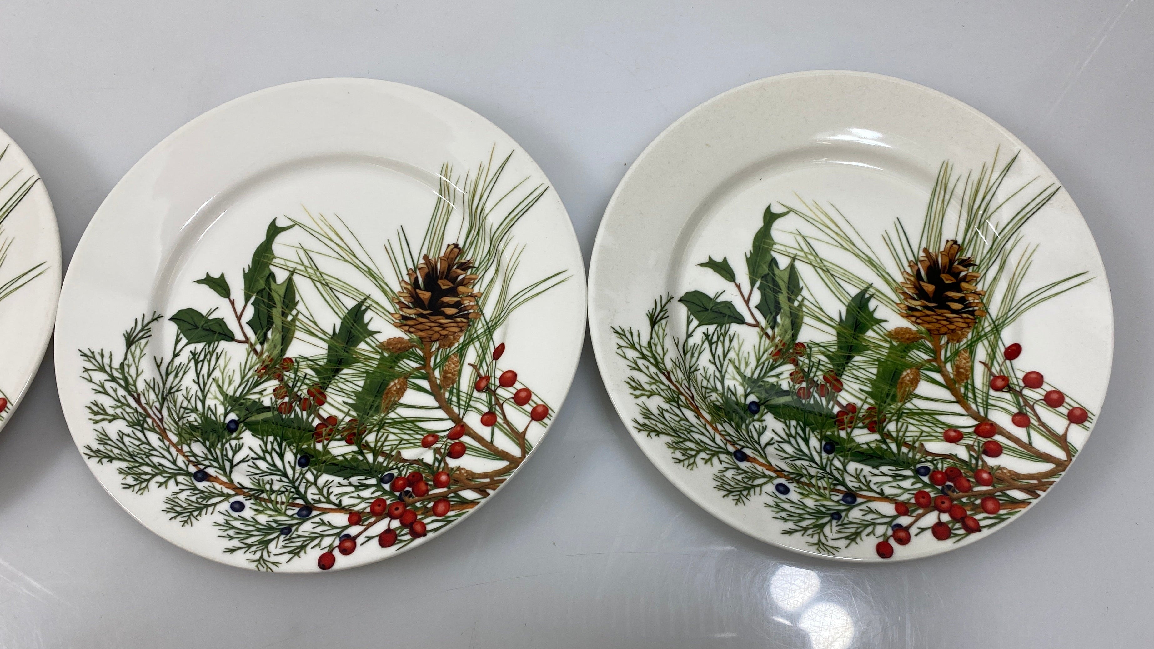 Williams Senoma "Woodland Pinecone" Appetizer Plate Set of 4