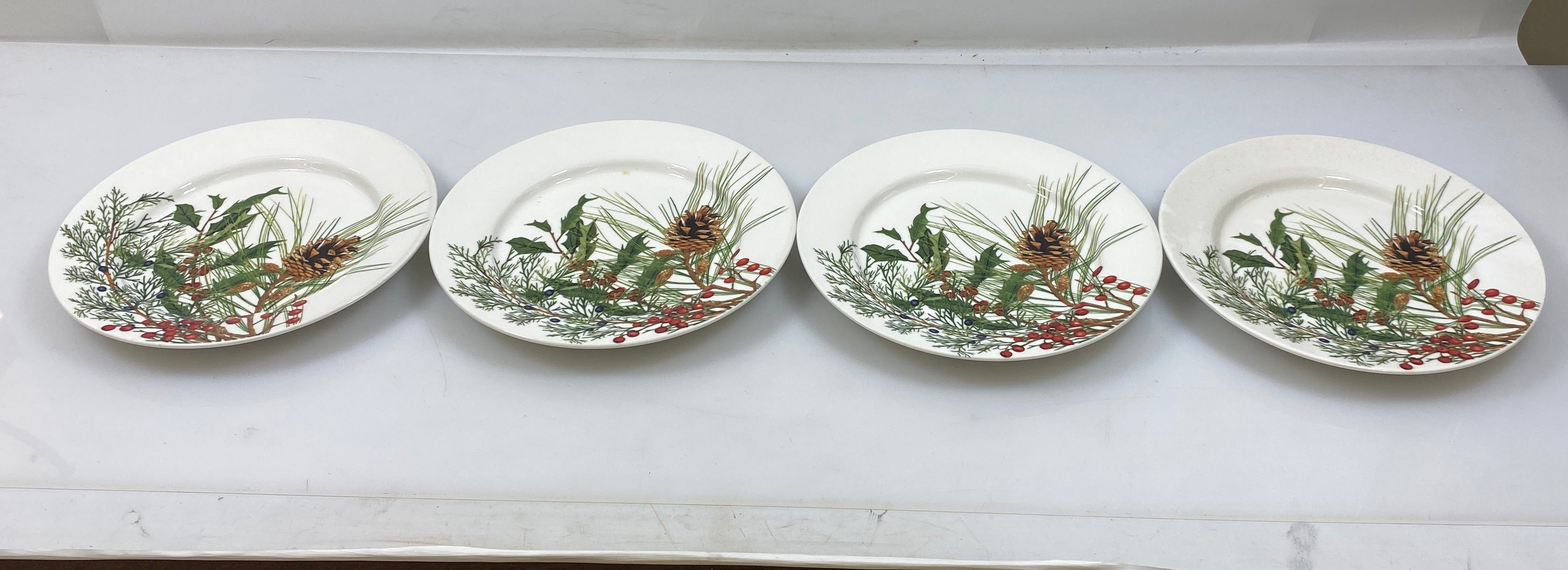 Williams Senoma "Woodland Pinecone" Appetizer Plate Set of 4