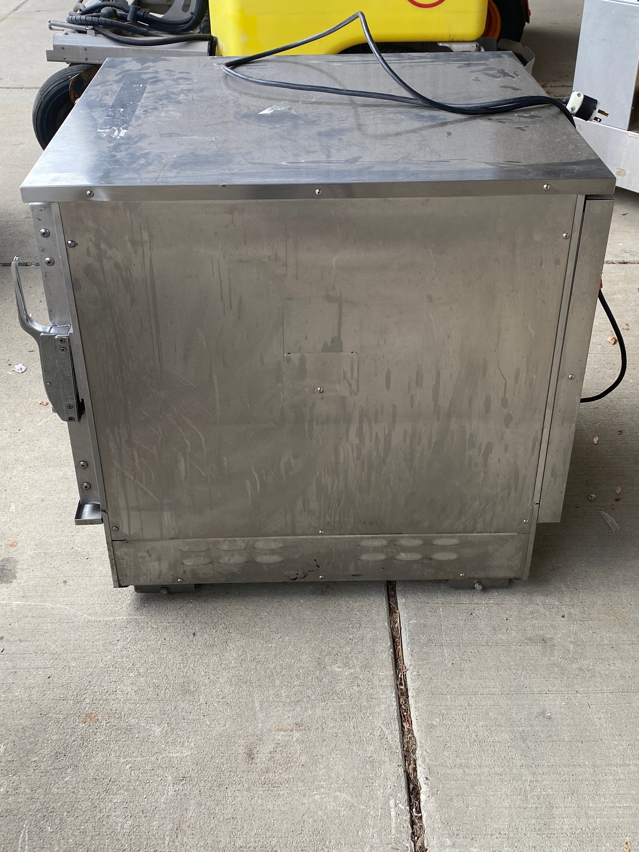 Winston Industries #HC4009GE Hot Box