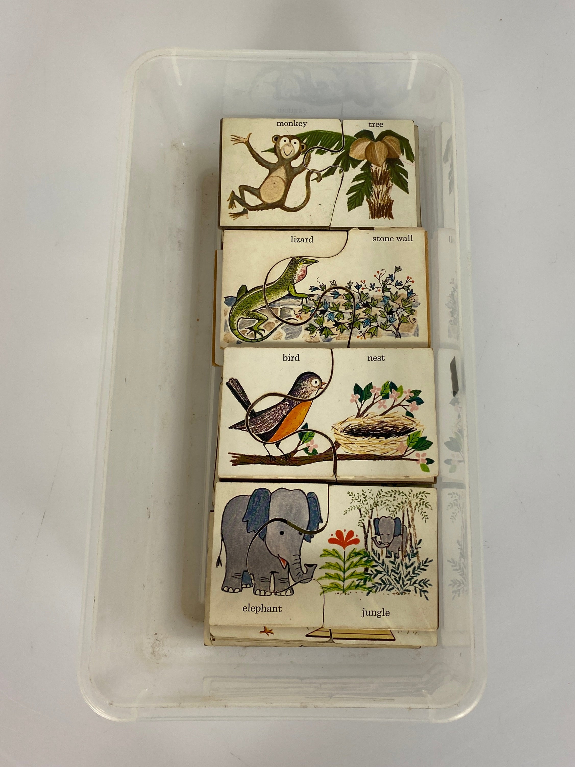 Word Match Puzzle Pieces