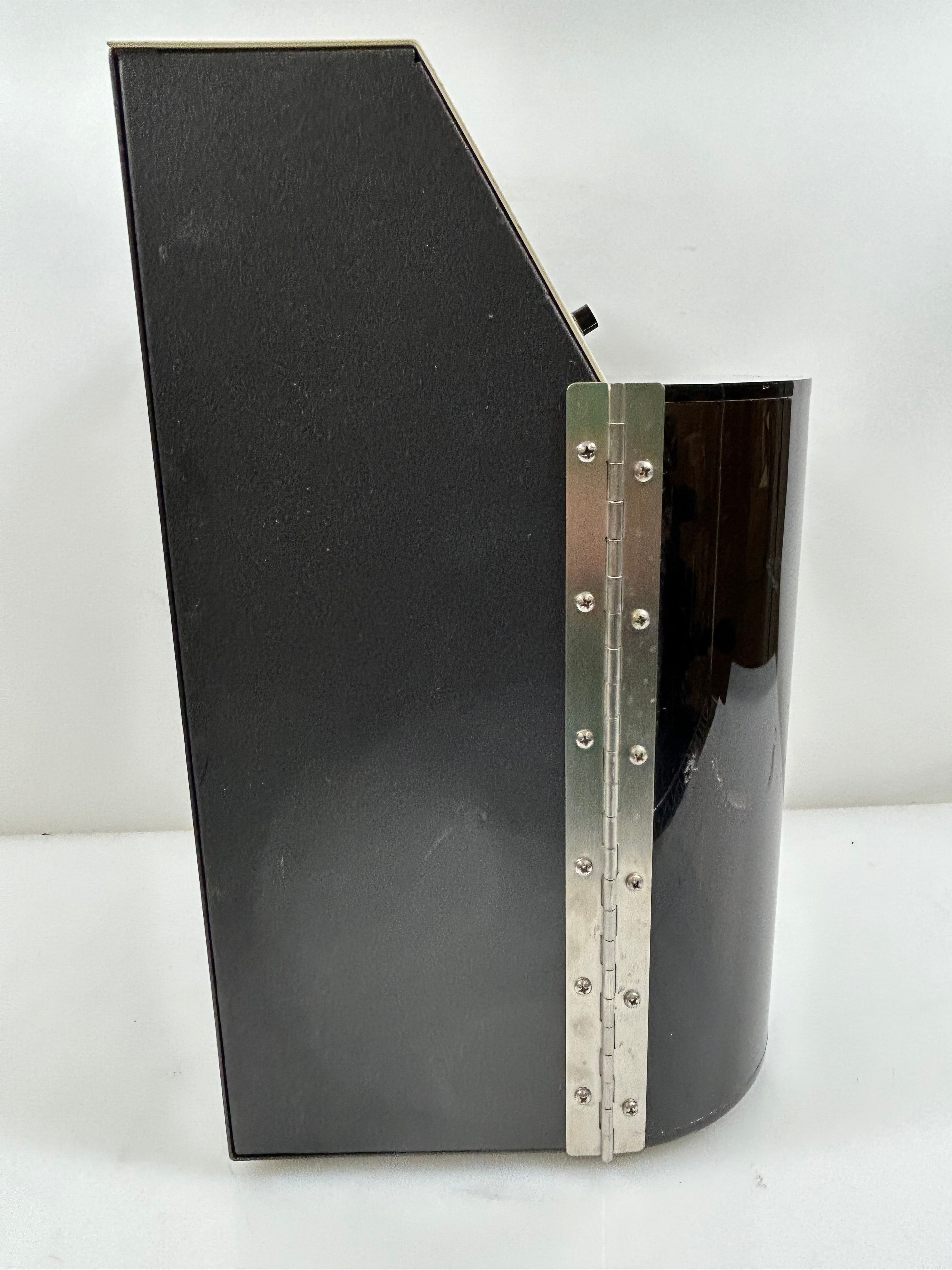World Precision Instruments PUL-100 Microprocessor-Controlled Vertical Pipette Puller *Untested*
