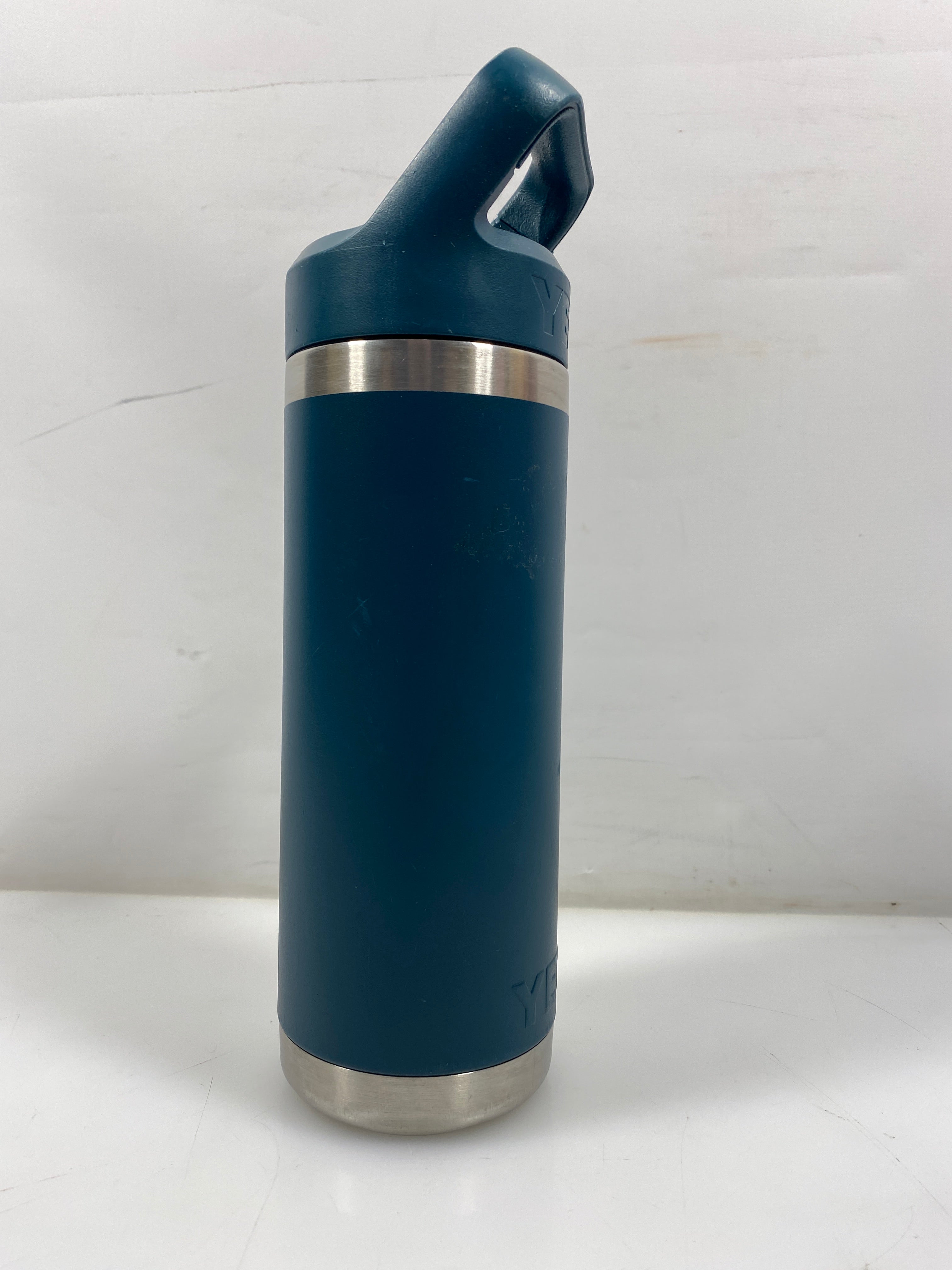 Yeti Dark Teal Insulated Water Bottle 18oz