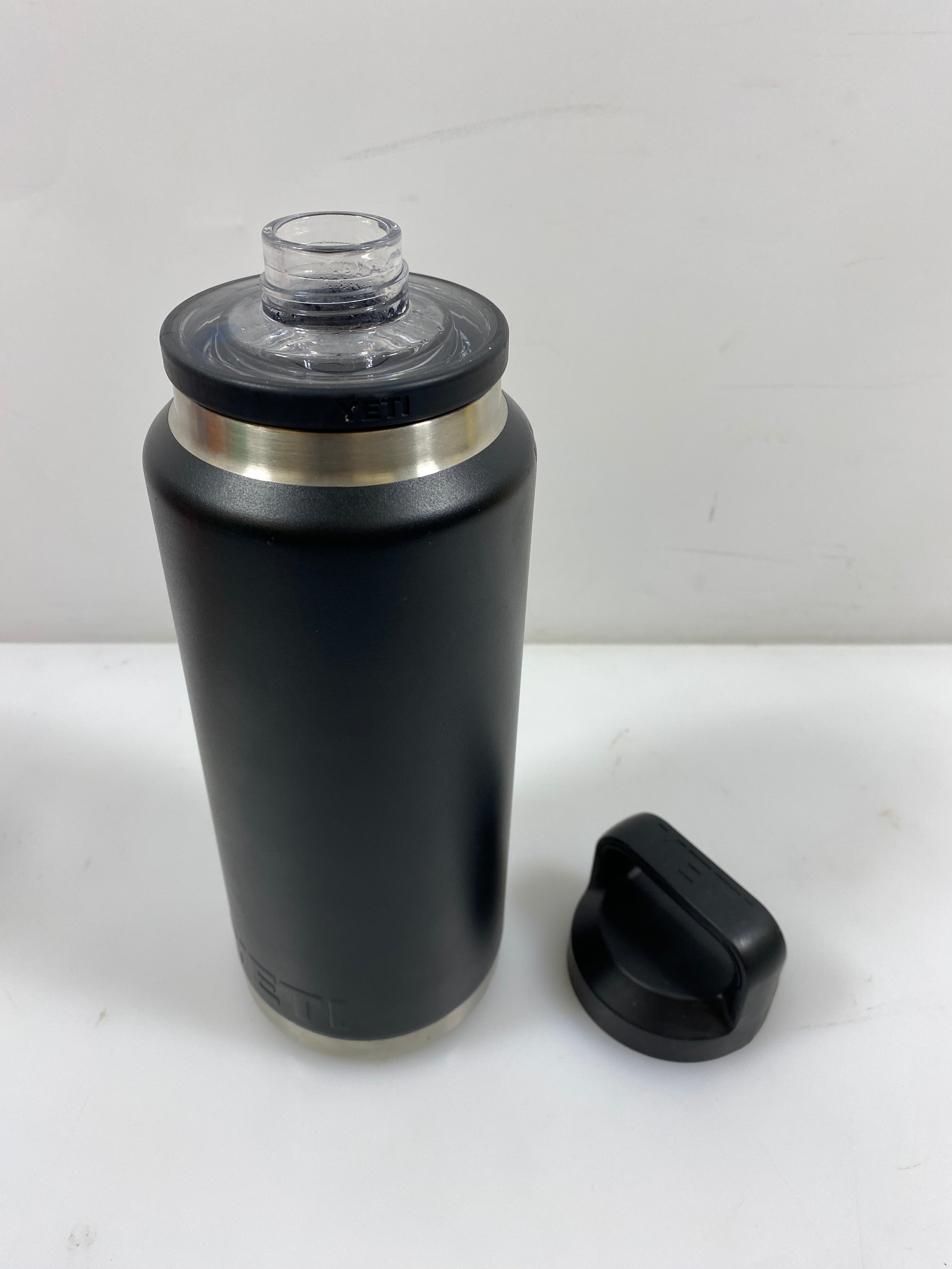 Yeti Rambler Black 36oz Water Bottle