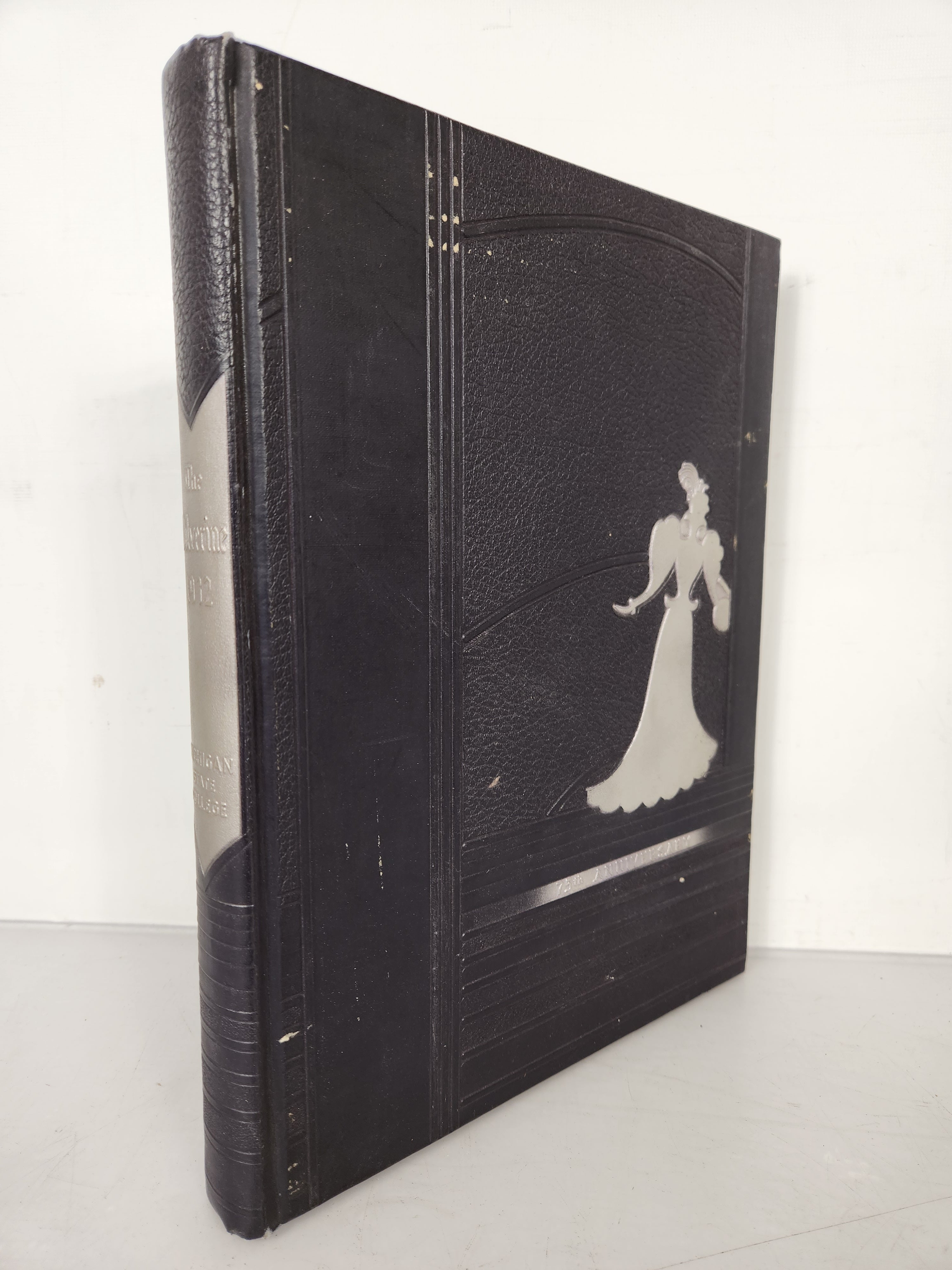 1932 Michigan State College Yearbook Wolverine