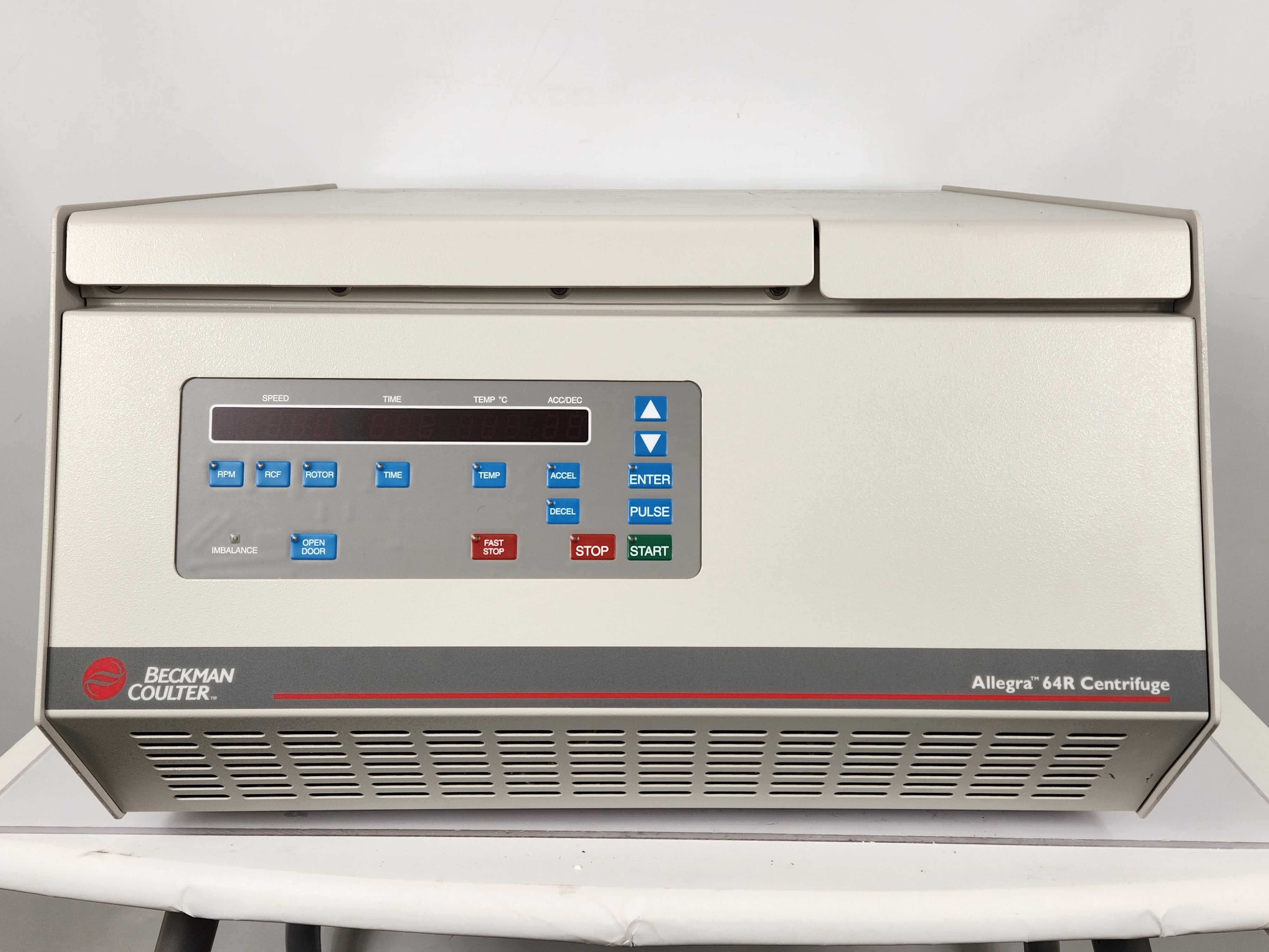 Beckman Coulter Allegra 64R Benchtop Centrifuge with F0650 and F1010 Rotors