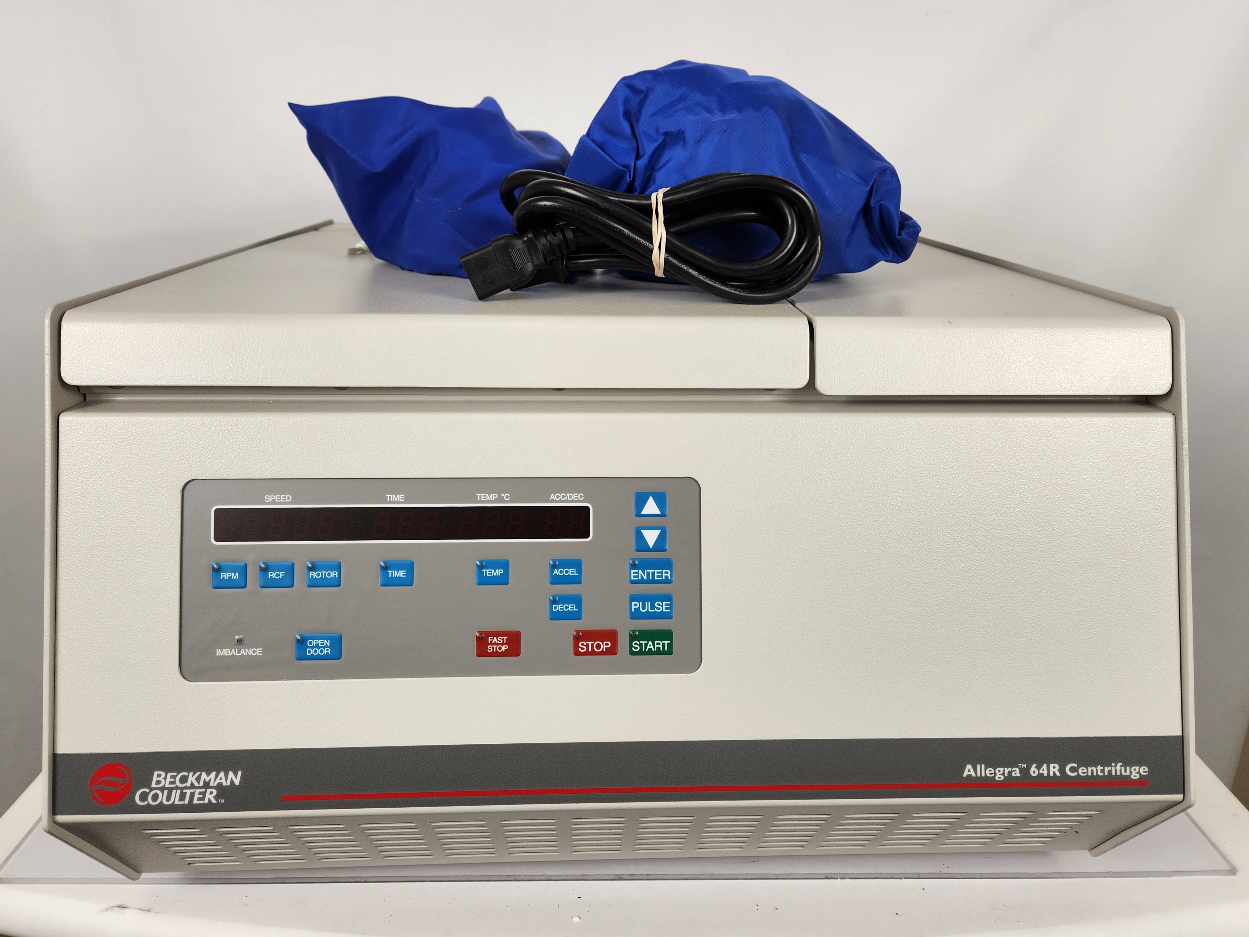 Beckman Coulter Allegra 64R Benchtop Centrifuge with F0650 and F1010 Rotors