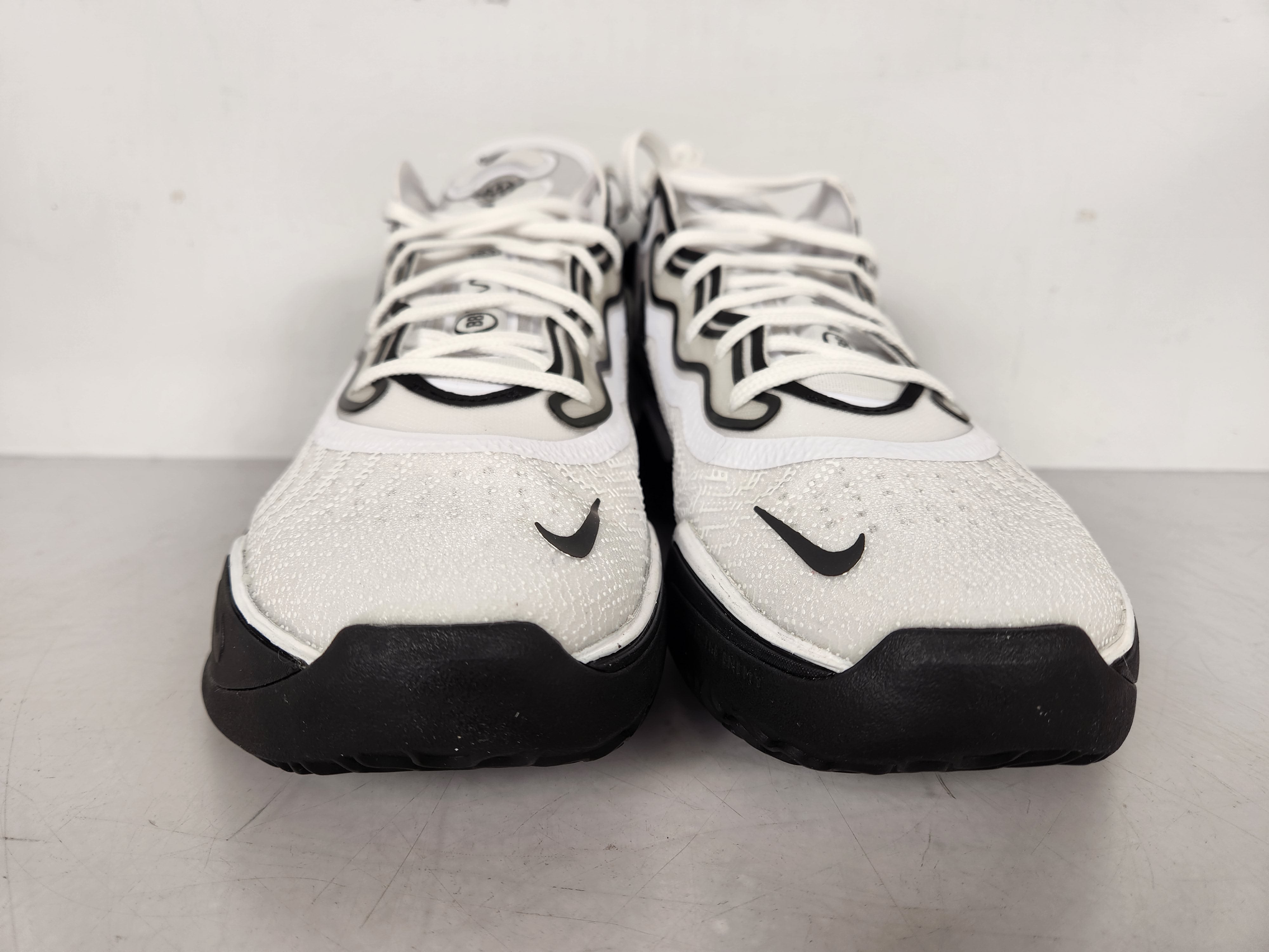 How to Clean Basketball Shoes